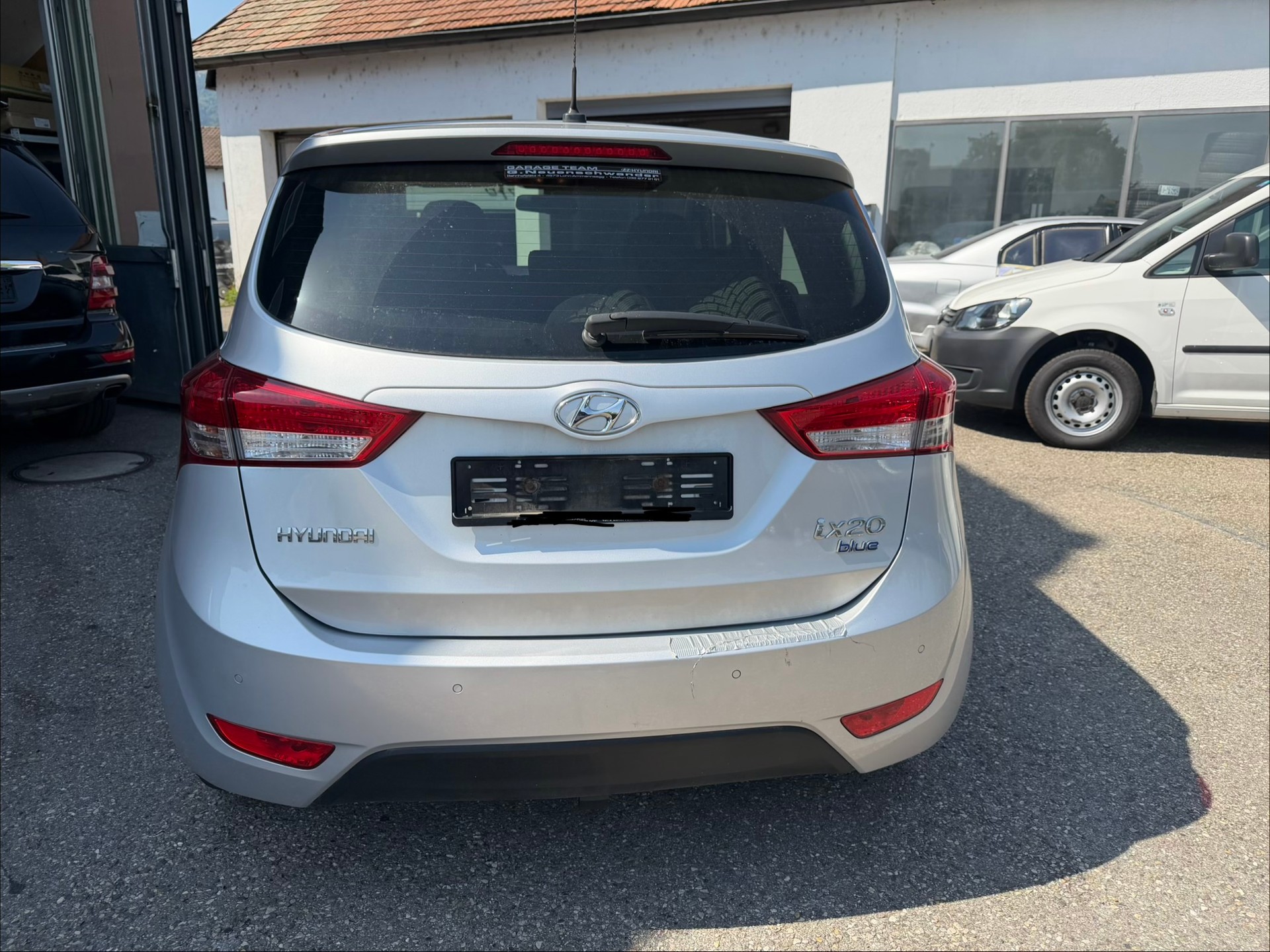 HYUNDAI iX20 1.6 Premium-image-3