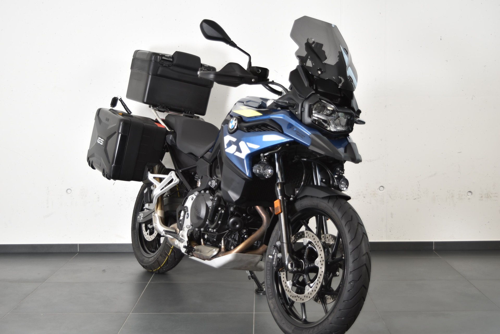 BMW F 800 GS-image-2