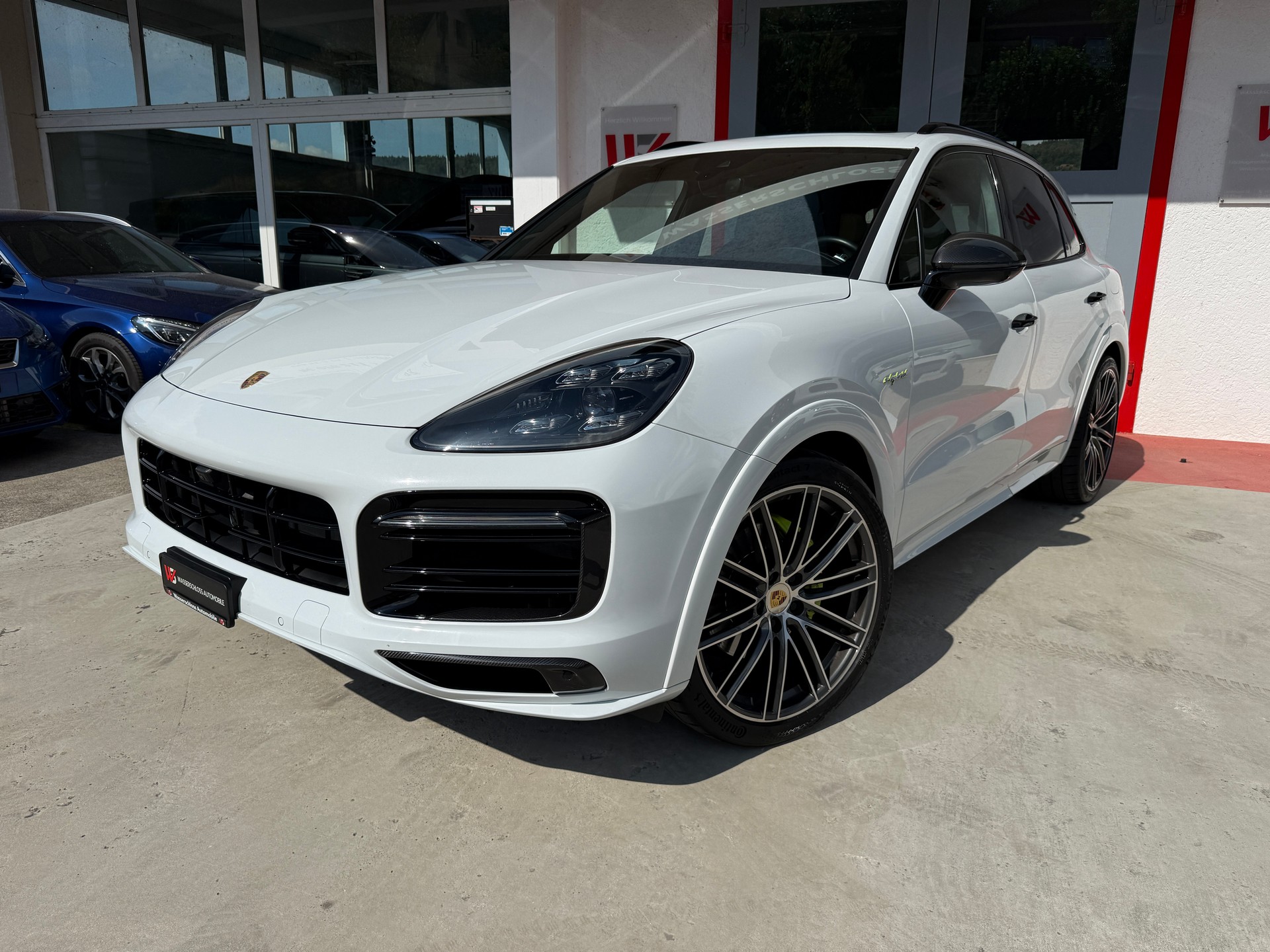 PORSCHE Cayenne E-Hybrid