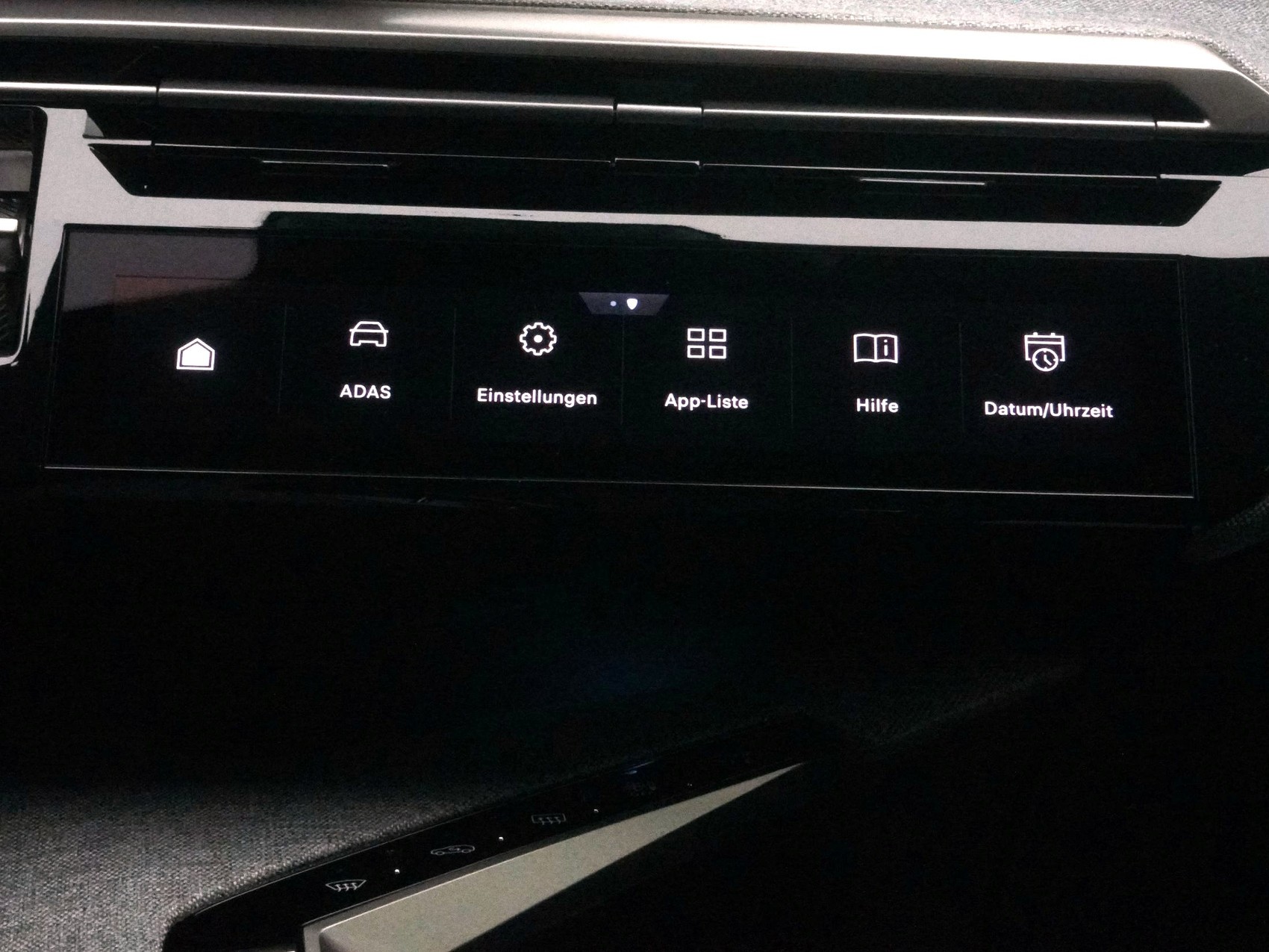 PEUGEOT 5008 1.6 PHEV GT Exclusive 7Plätzer-image-16