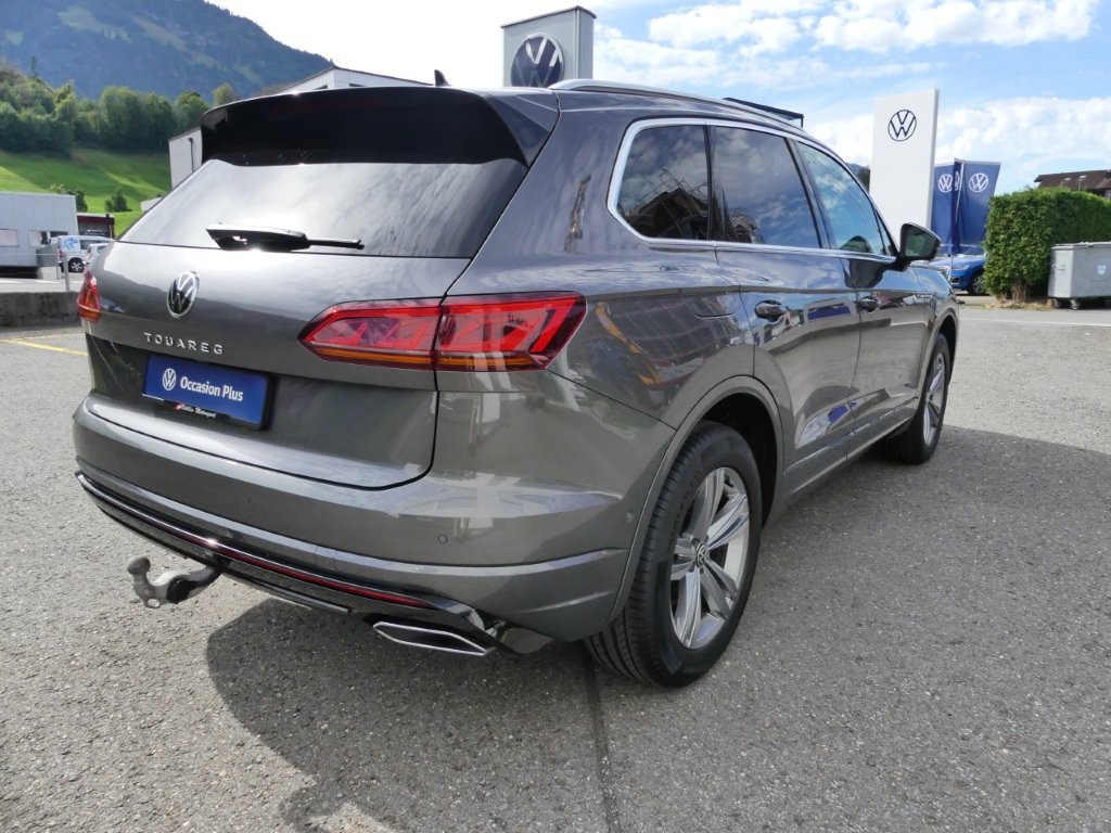VW Touareg 3.0 TDI R Line Tiptronic-showroom-element-3
