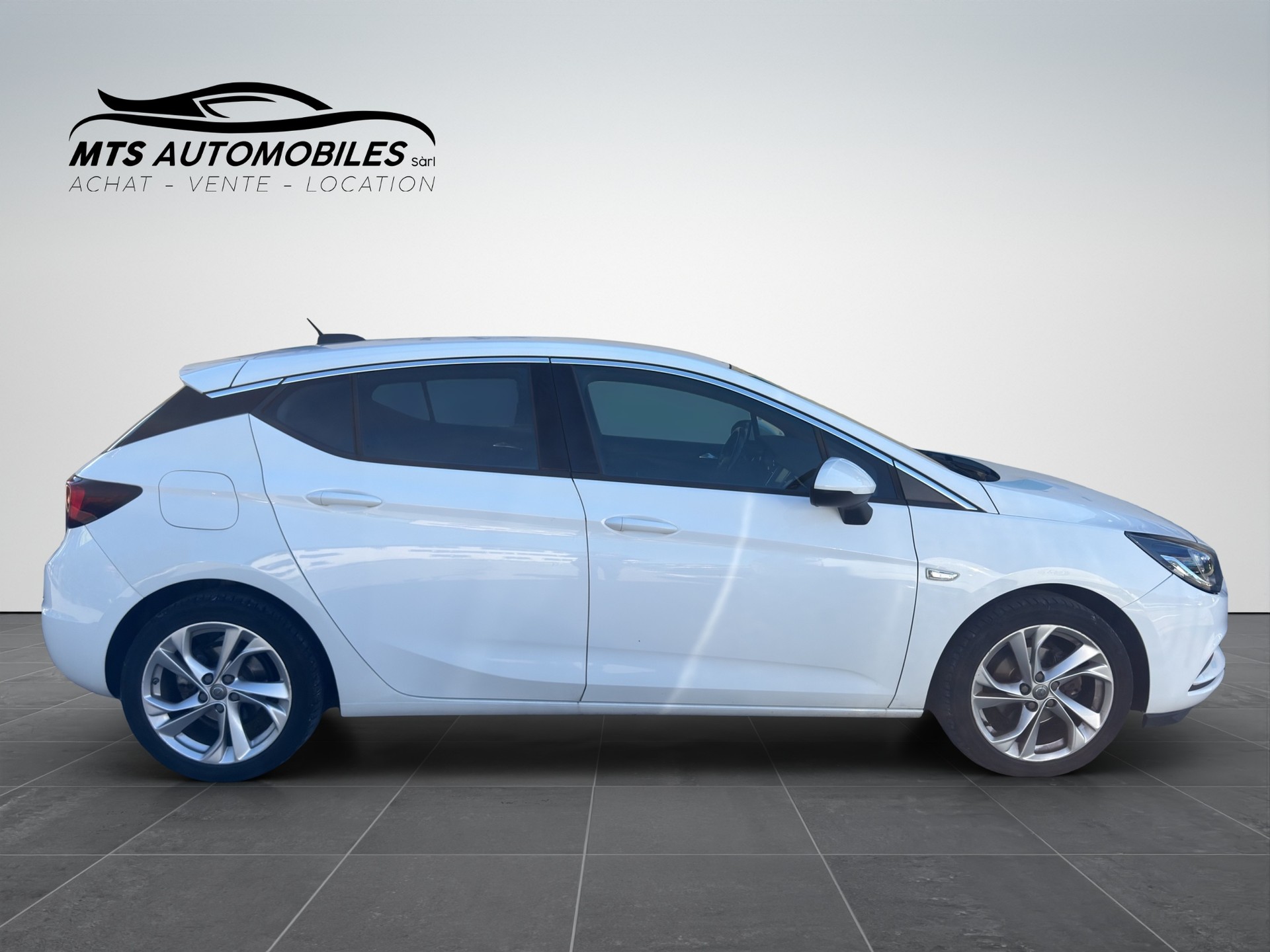 OPEL Astra 1.4i Turbo-image-6