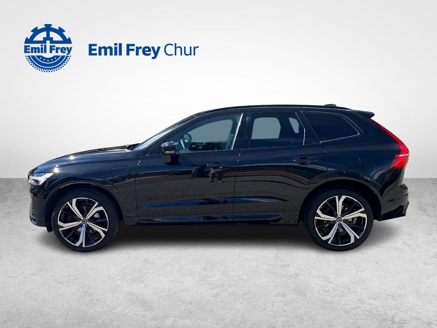 VOLVO XC60 2.0 T8 TE R-Design eAWD-showroom-element-1