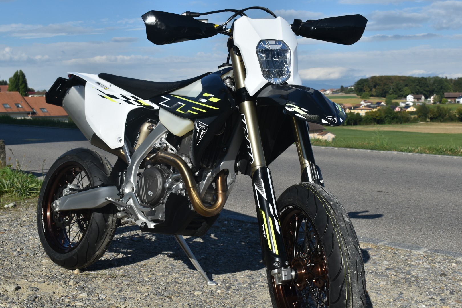 TRIUMPH 450e Sm 2026-image-7