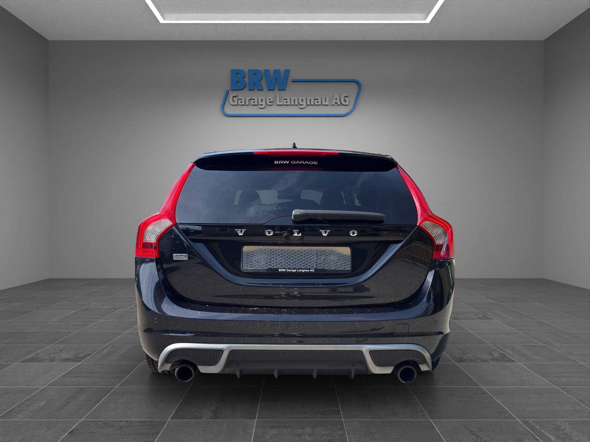 VOLVO V60 T4 R-Design Powershift-showroom-element-3