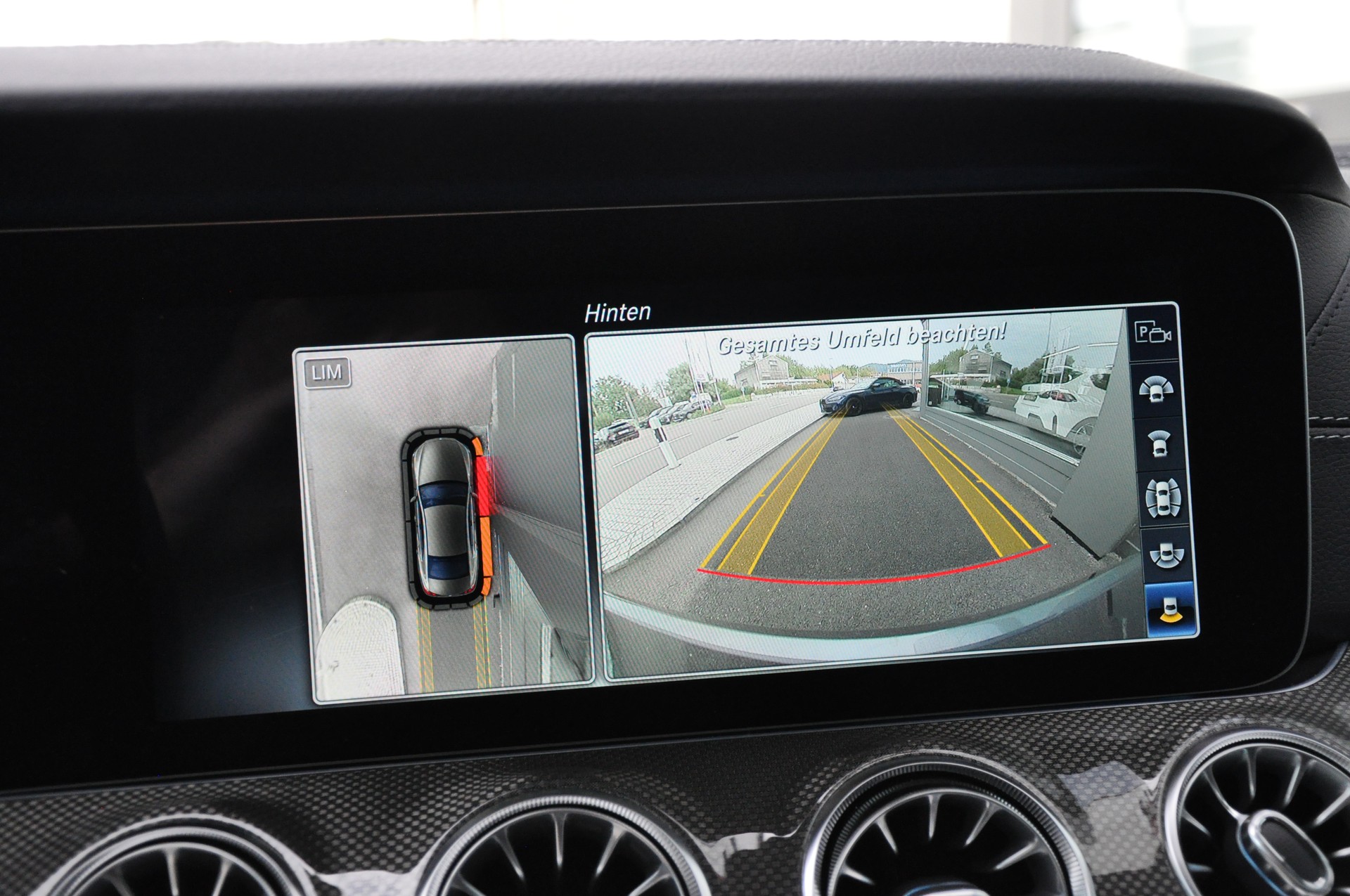 MERCEDES-BENZ CLS 450 4Matic AMG Line 9G-Tronic-image-24