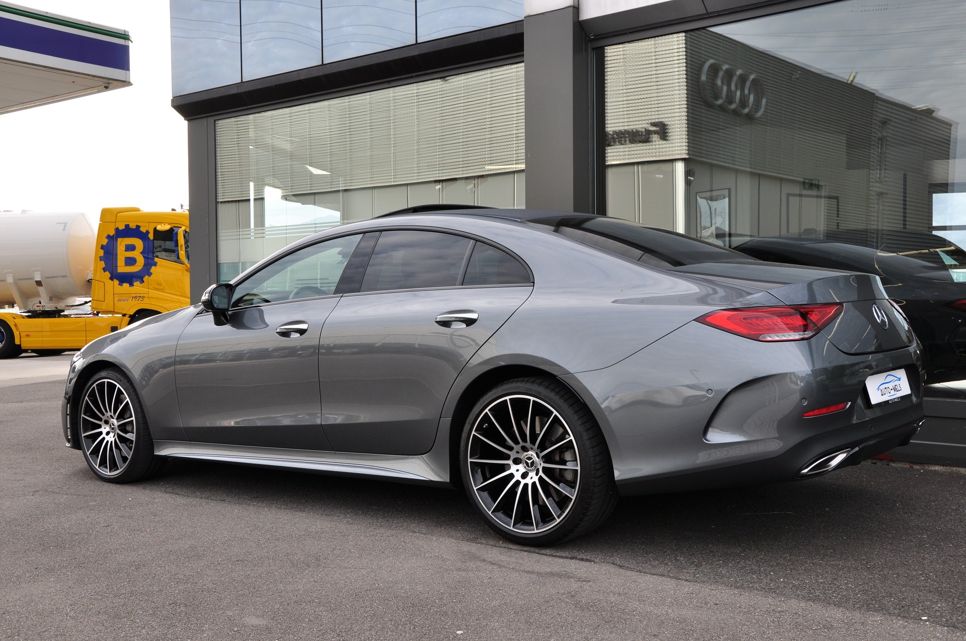 MERCEDES-BENZ CLS 450 4Matic AMG Line 9G-Tronic-image-5