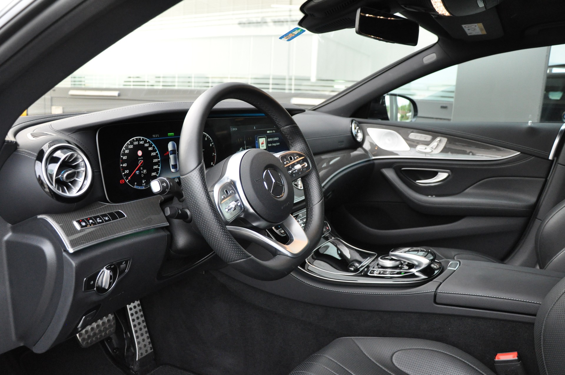 MERCEDES-BENZ CLS 450 4Matic AMG Line 9G-Tronic-image-18