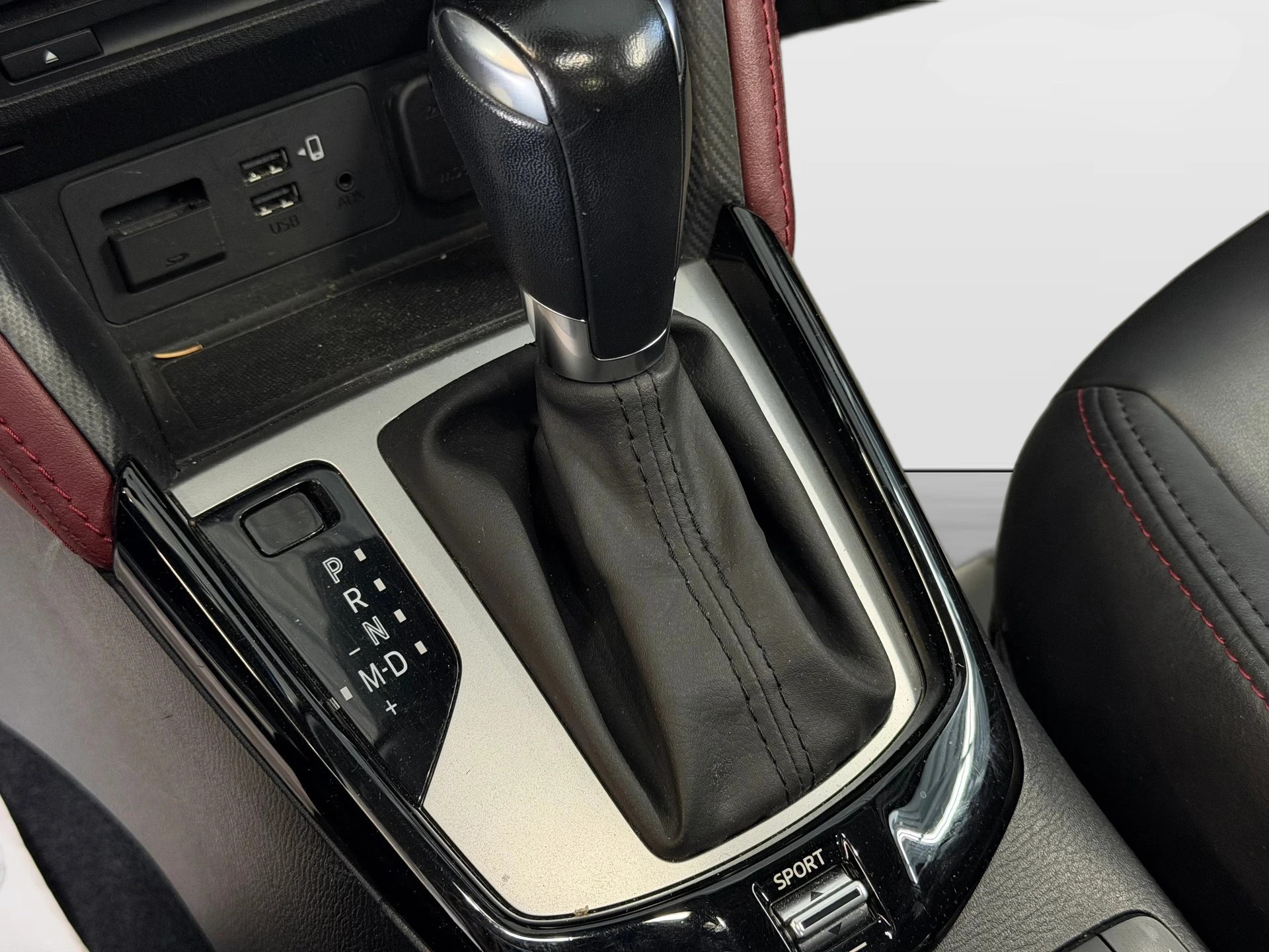 MAZDA CX-3 2.0 Revolution AWD Skyactiv Drive | CH-Auto | 1-Hand | Frisch MFK | AHK | Leder | Navi-image-13