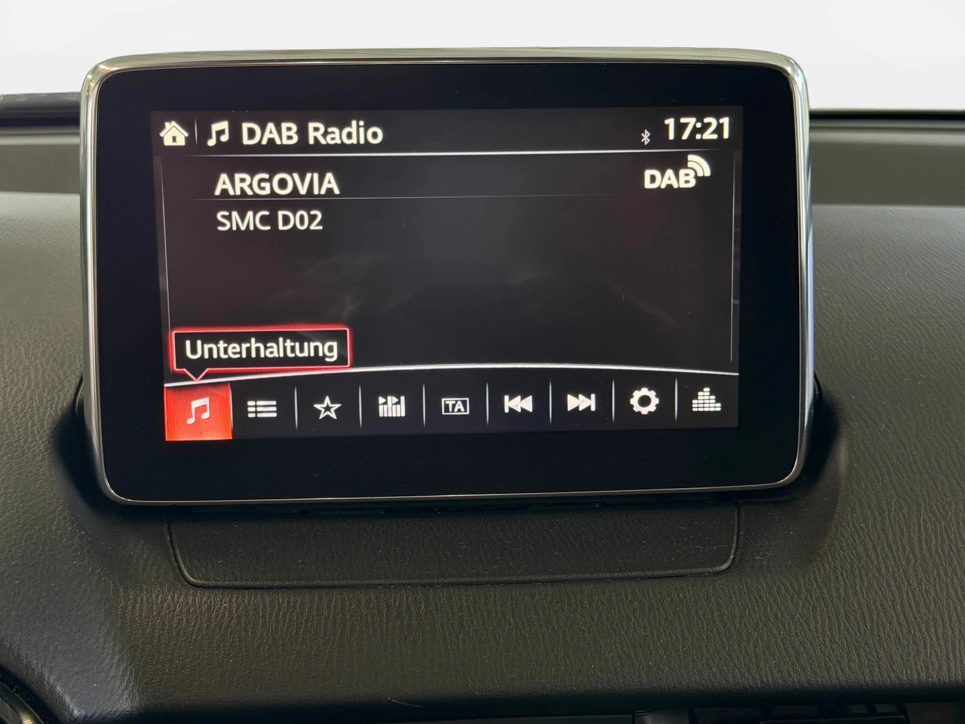 MAZDA CX-3 2.0 Revolution AWD Skyactiv Drive | CH-Auto | 1-Hand | Frisch MFK | AHK | Leder | Navi-image-18