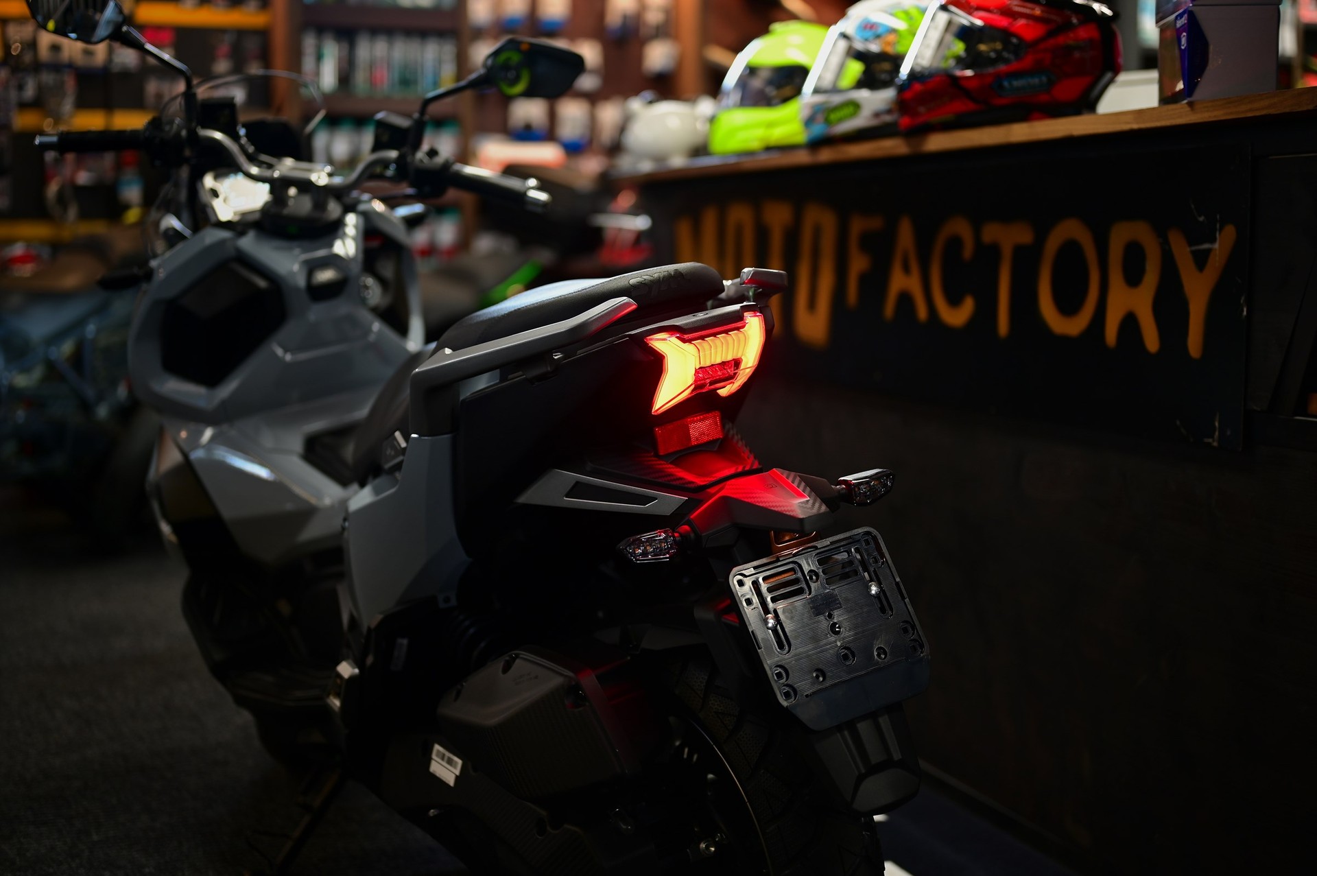 SYM ADX 125 LC ABS TCS KEYLESS-image-6