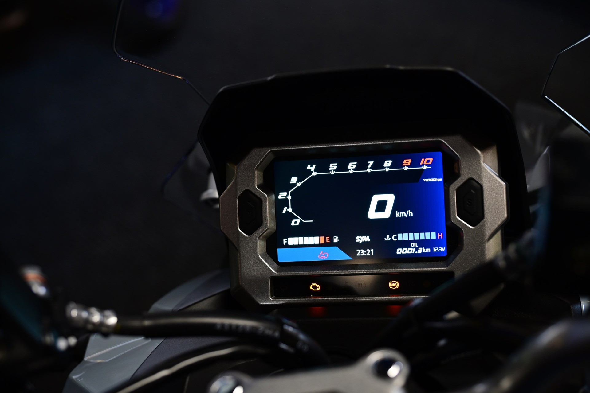 SYM ADX 125 LC ABS TCS KEYLESS-image-2
