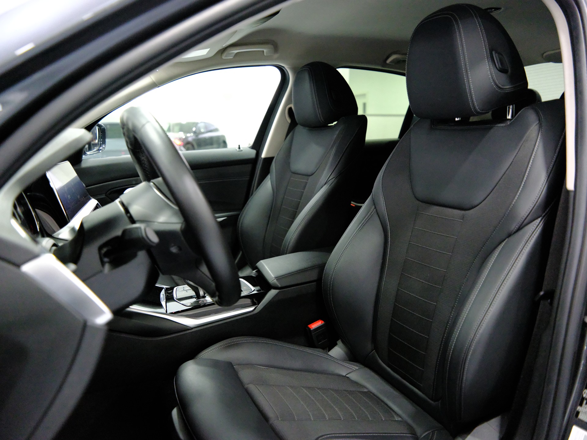 BMW 318d Steptronic Sport Line-image-9