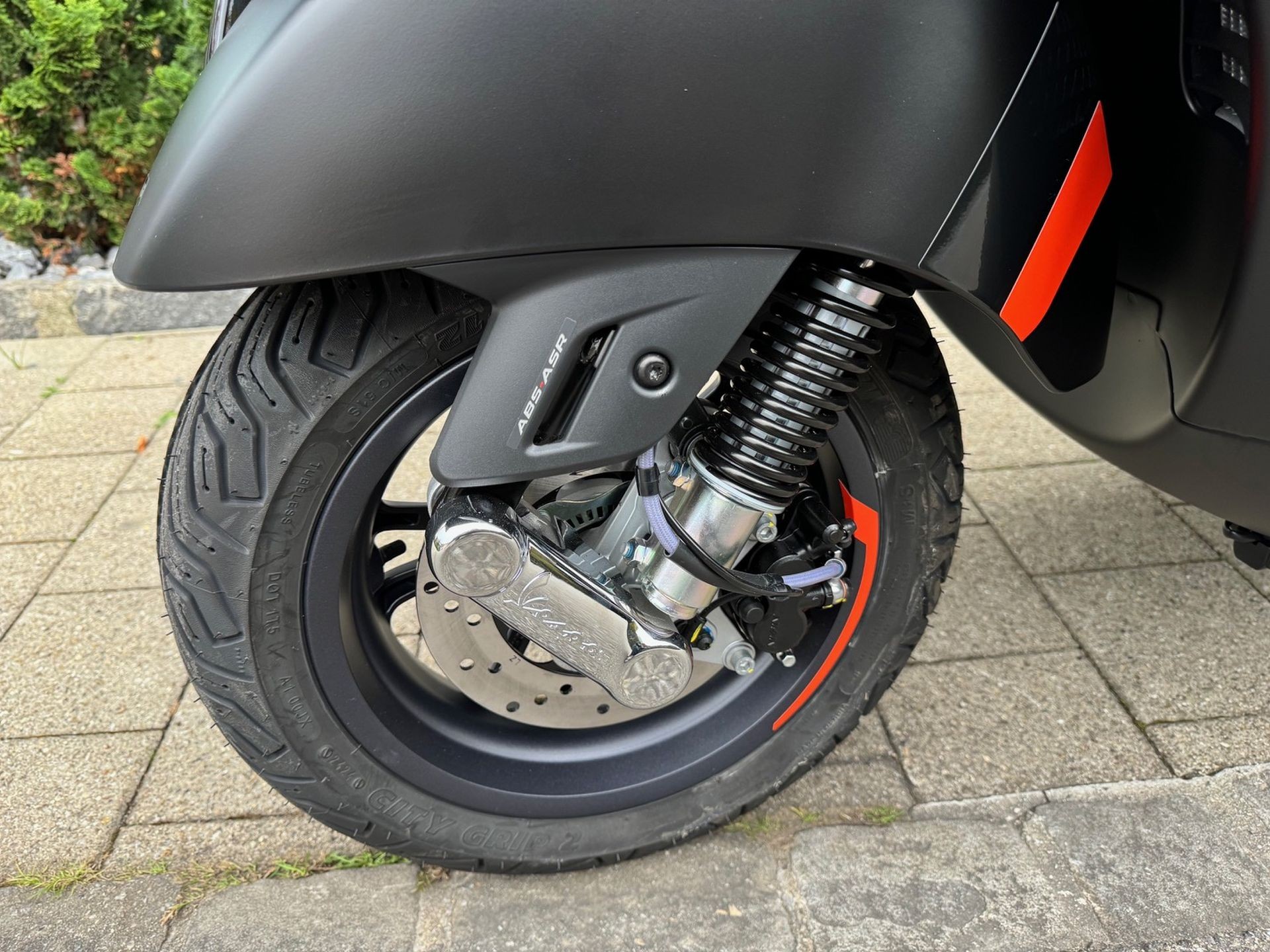 PIAGGIO GTS 310 Super Sport E5+-image-9