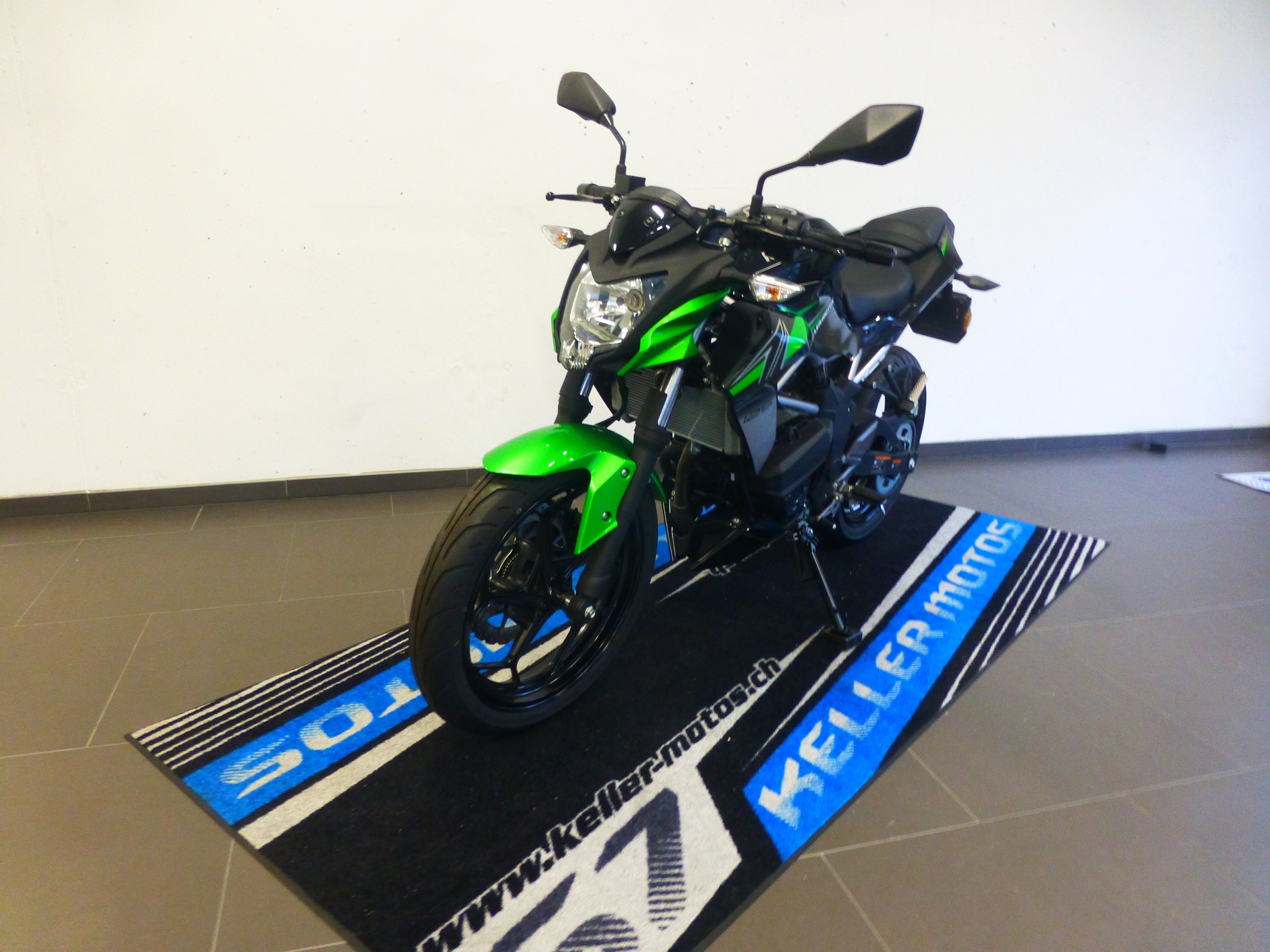 KAWASAKI Z 125-image-5