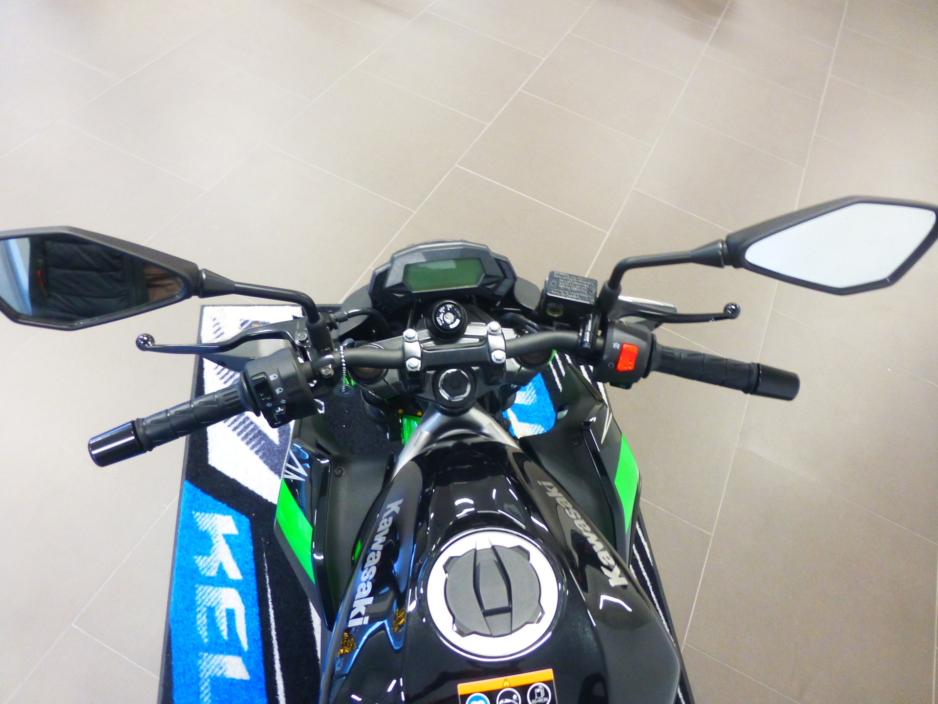 KAWASAKI Z 125-image-7