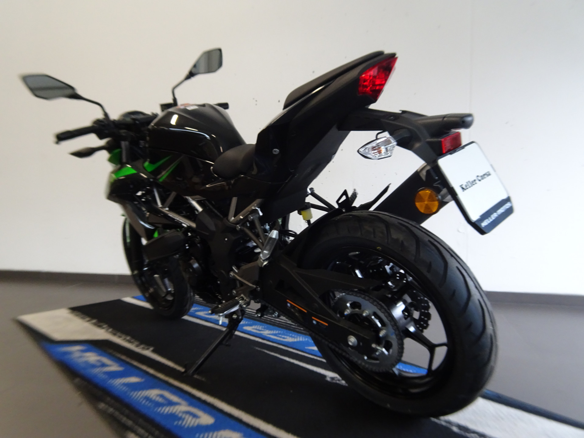 KAWASAKI Z 125-image-3