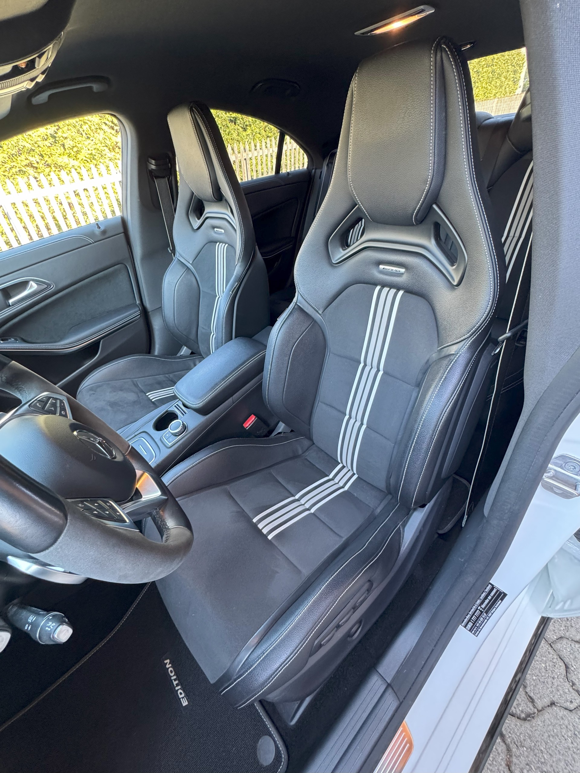 MERCEDES-BENZ CLA 250 Sport 4Matic 7G-DCT-image-9