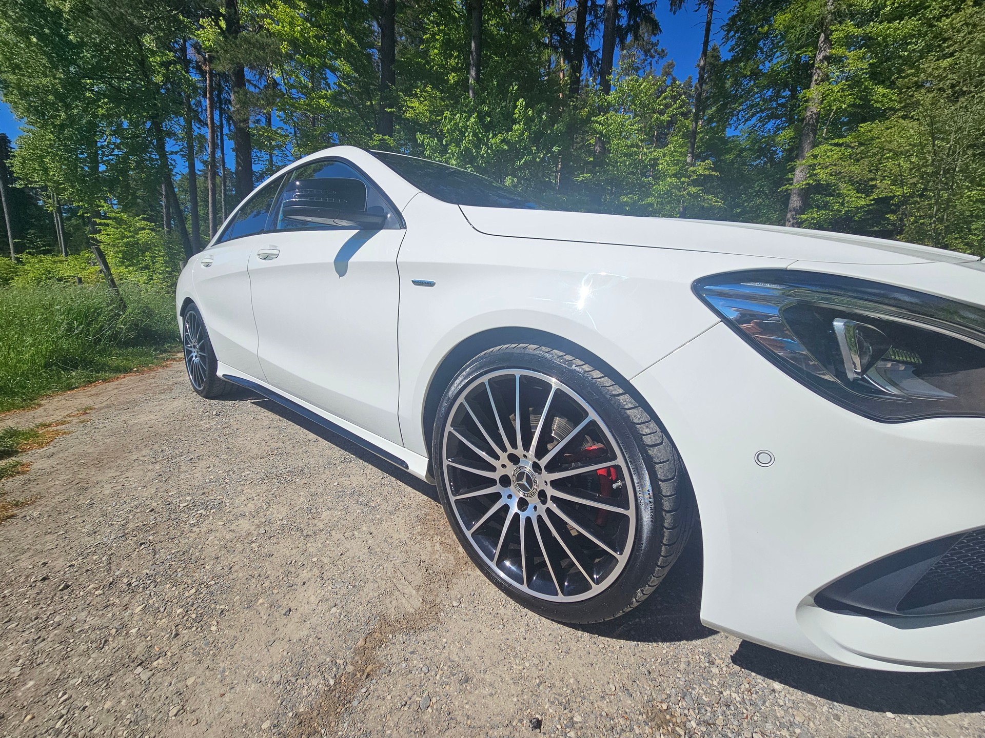 MERCEDES-BENZ CLA 250 Sport 4Matic 7G-DCT-image-2