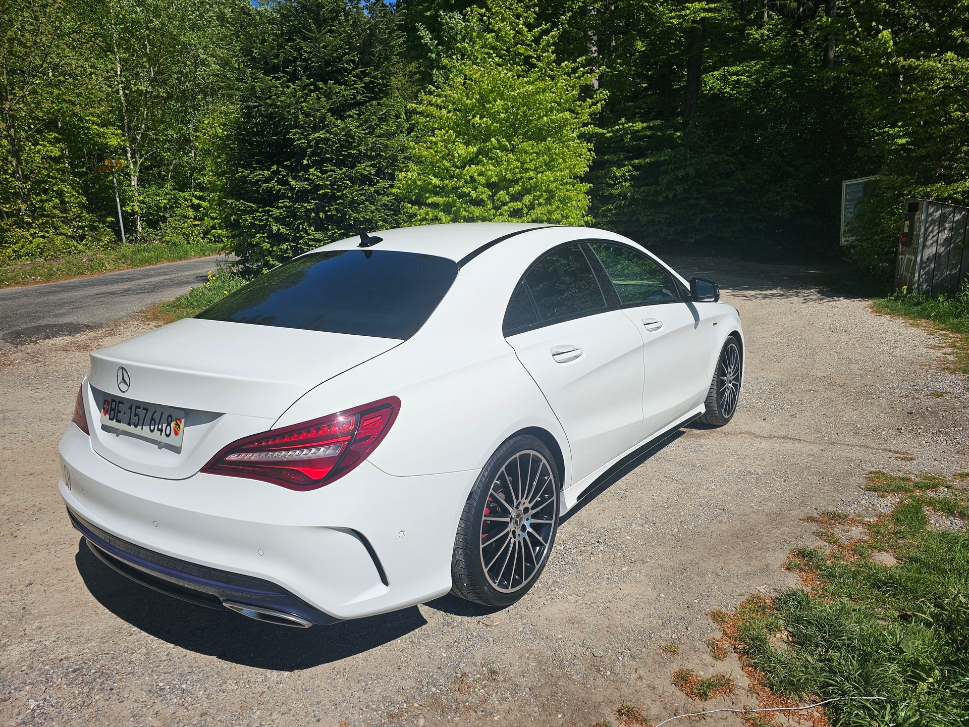 MERCEDES-BENZ CLA 250 Sport 4Matic 7G-DCT-image-3