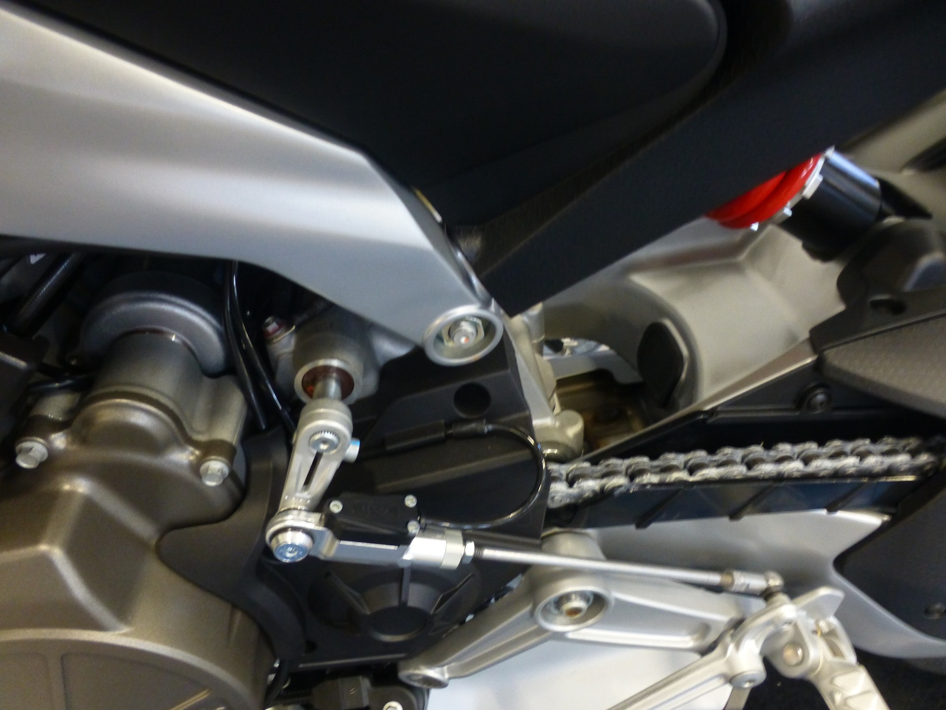 APRILIA RS 660 (35kW)-image-12