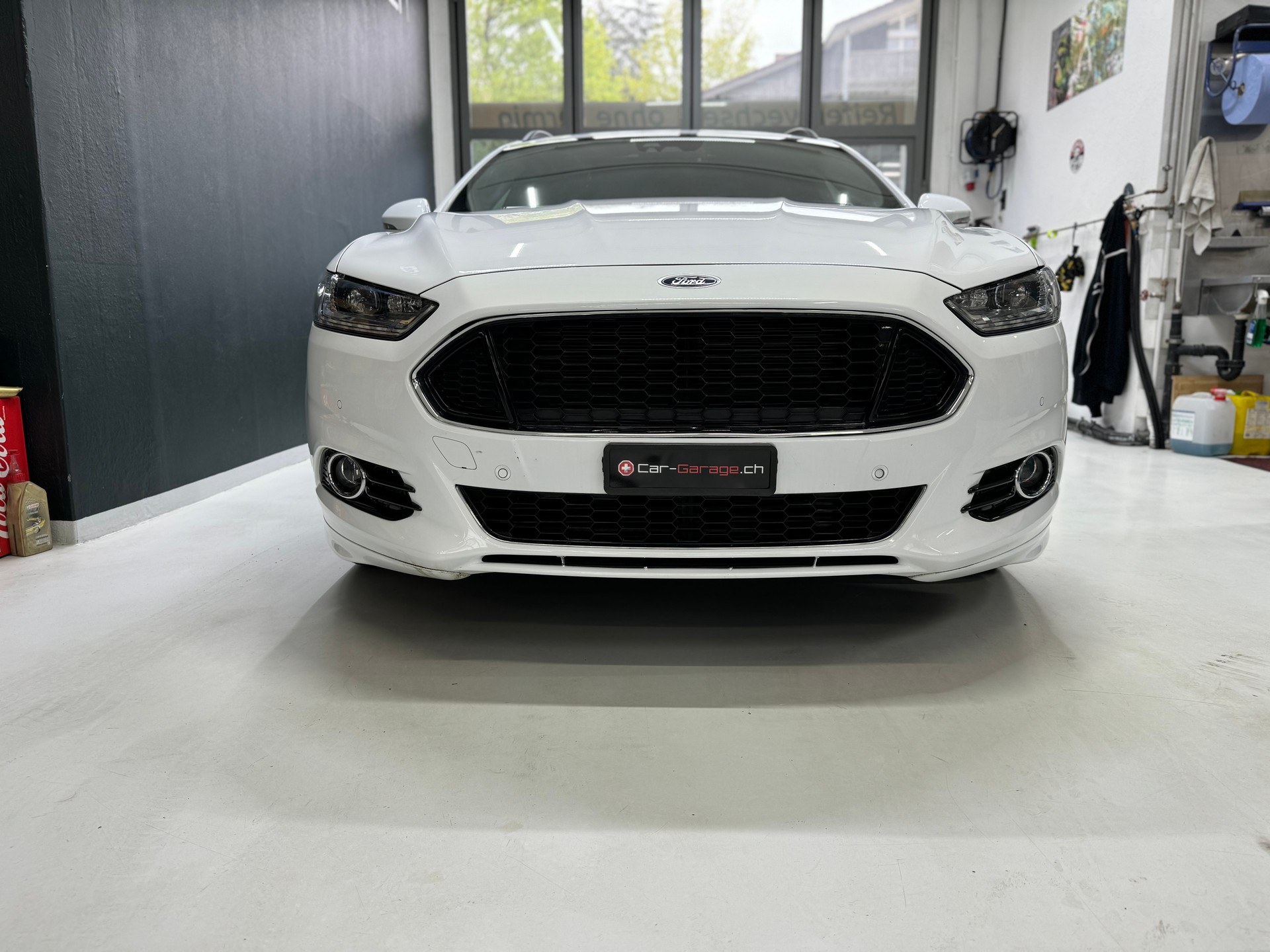 FORD Mondeo 2.0 EcoBoost SCTi ST-Line Automatic-image-4
