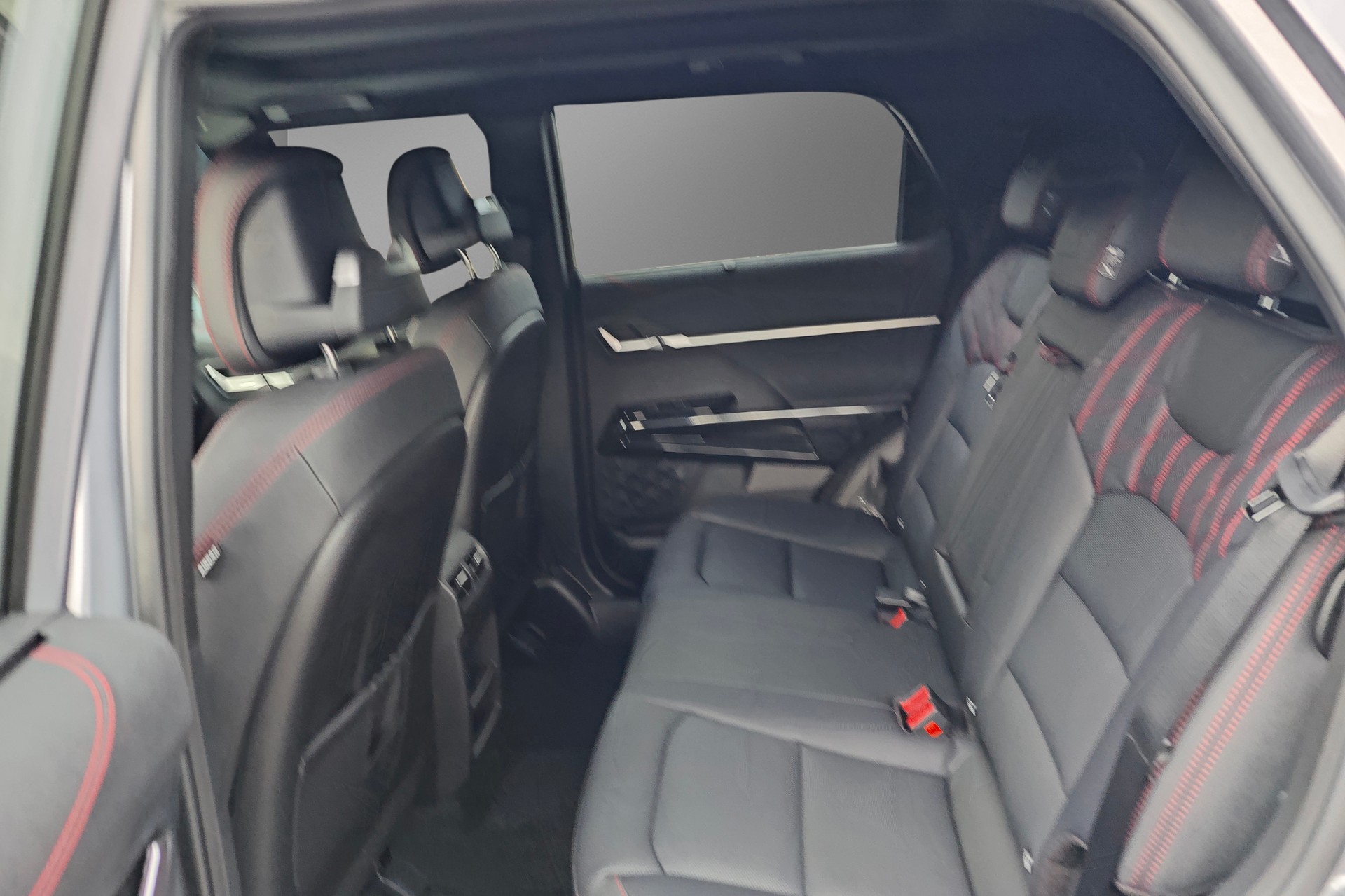 KGM-SsangYong Actyon 1.5 T GDI First Edition 4WD Automat-image-12