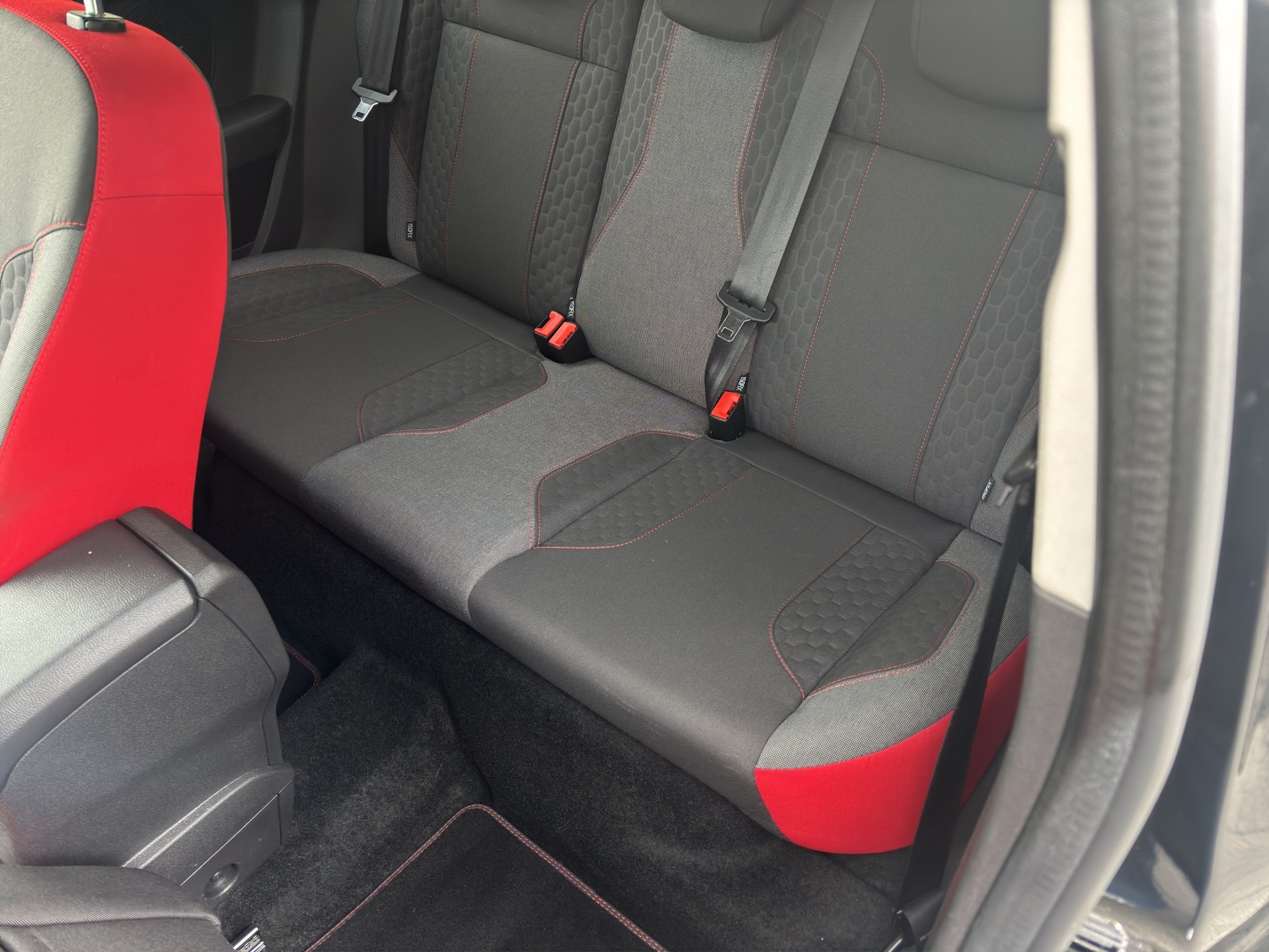 FORD Fiesta 1.0 SCTi Sport Black-image-12