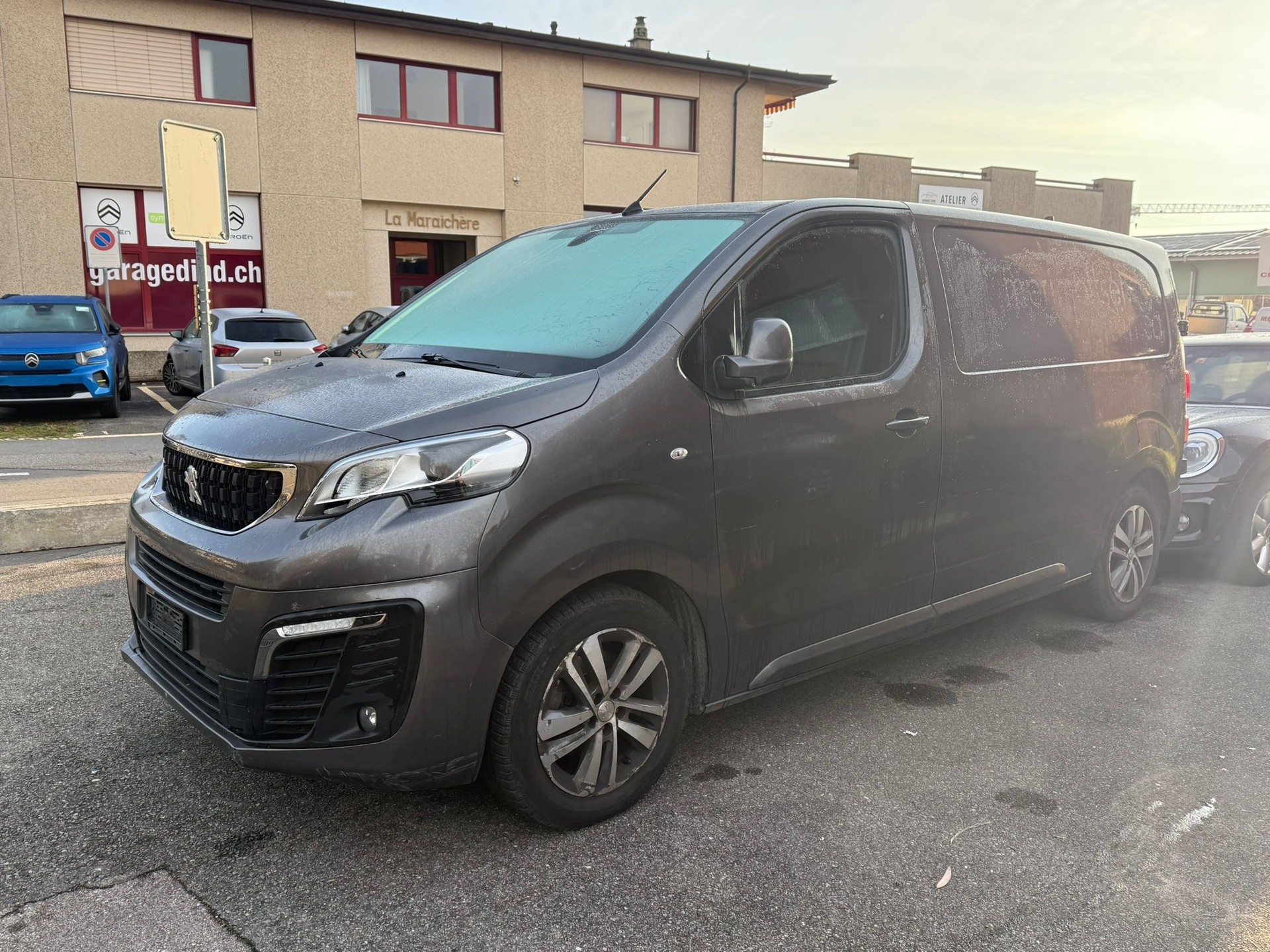 PEUGEOT Expert 2.0 BlueHDi 180 S&S Active Standard EAT6-image-1
