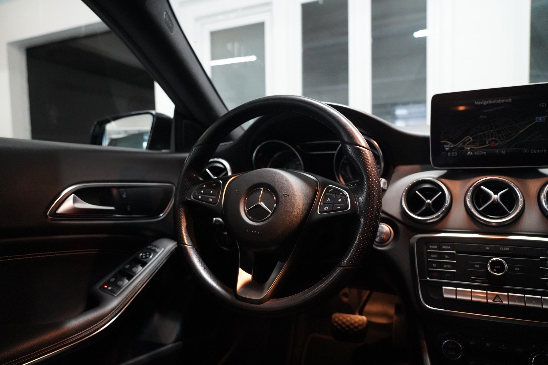 MERCEDES-BENZ CLA Shooting Brake 200 Night Star 7G-DCT-image-15