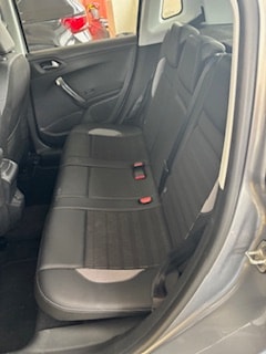 PEUGEOT 2008 1.2 PureTech Allure EAT6-image-6