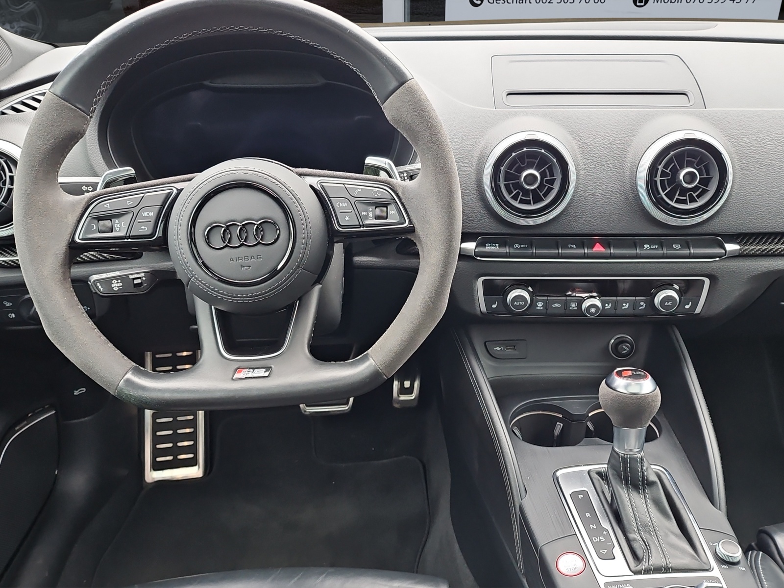 AUDI RS3 Sportback 2.5 TSI quattro S-tronic-image-10