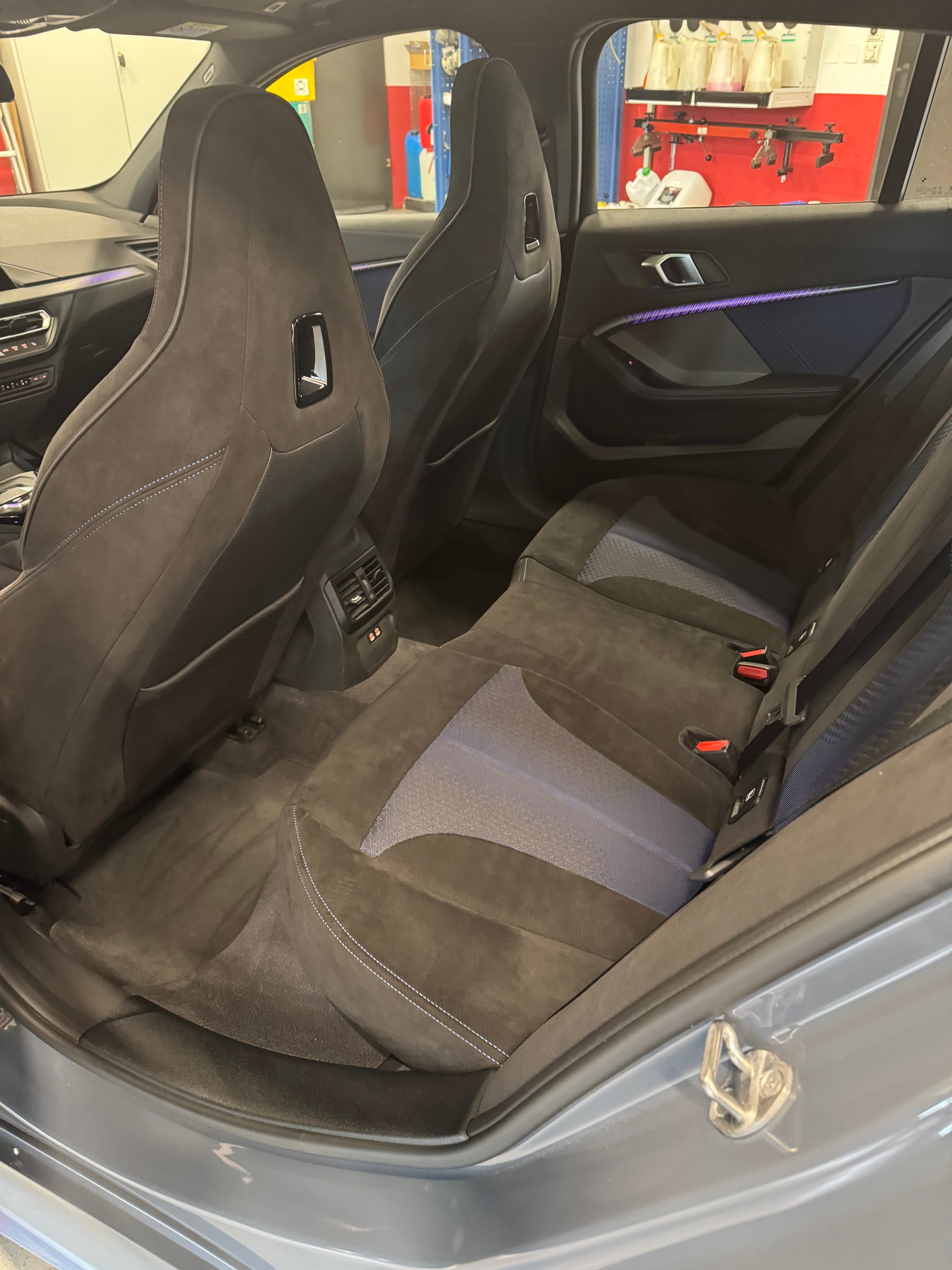 BMW 120d xDrive Steptronic M Sport-image-13