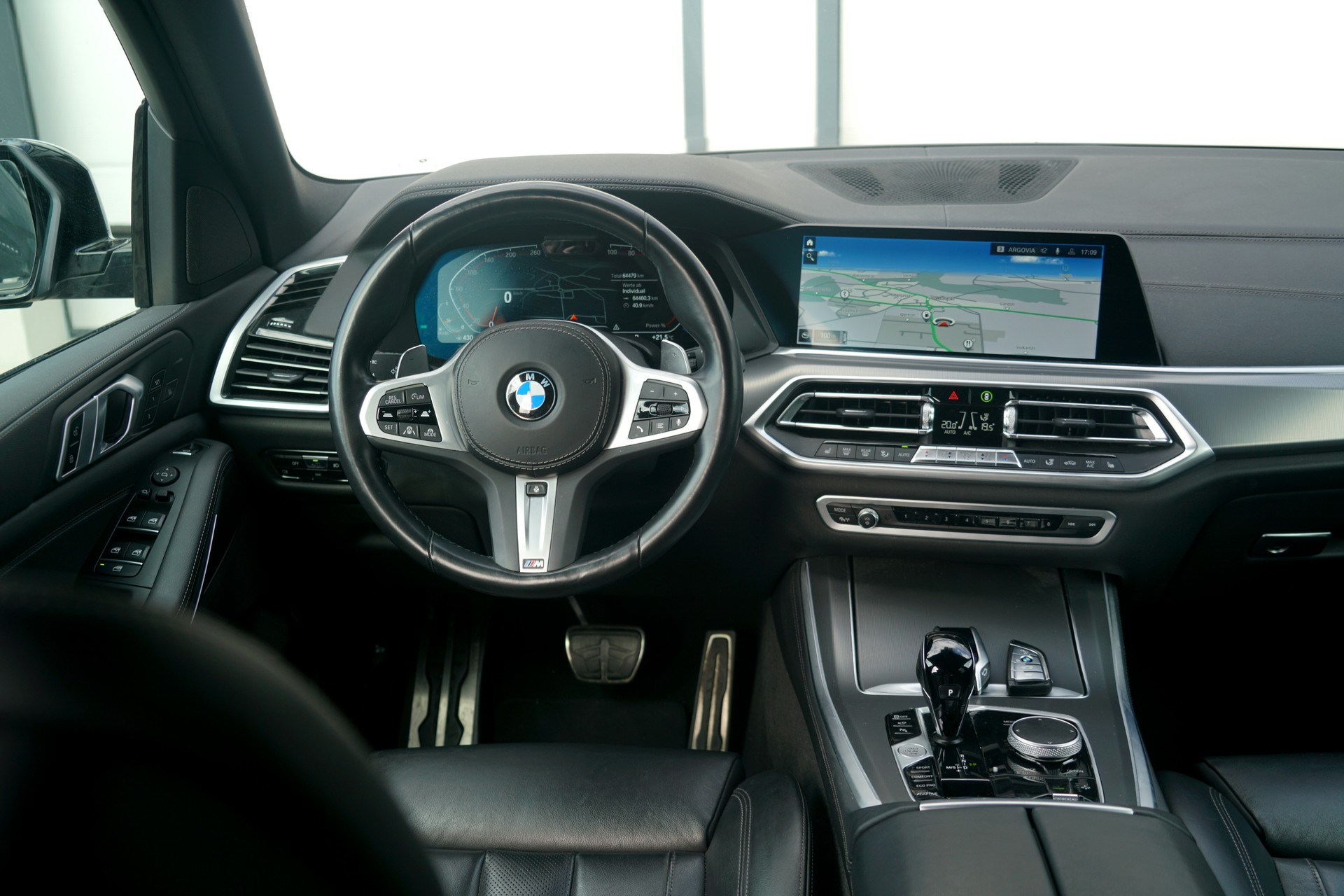 BMW X5 xDrive 48V 40d M Sport Steptronic (CH) **7-Sitze**-image-8