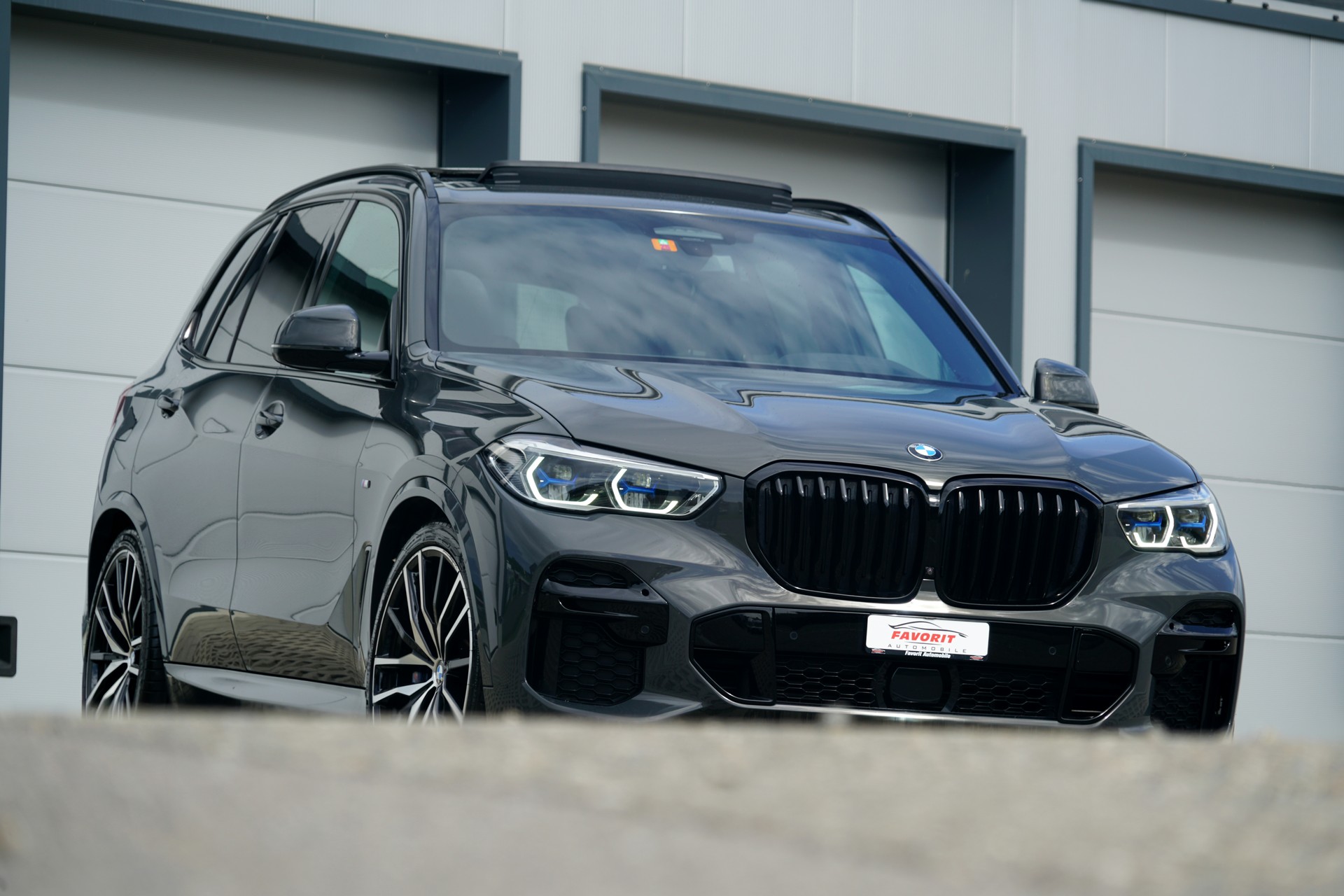 BMW X5 xDrive 48V 40d M Sport Steptronic (CH) **7-Sitze**-image-11