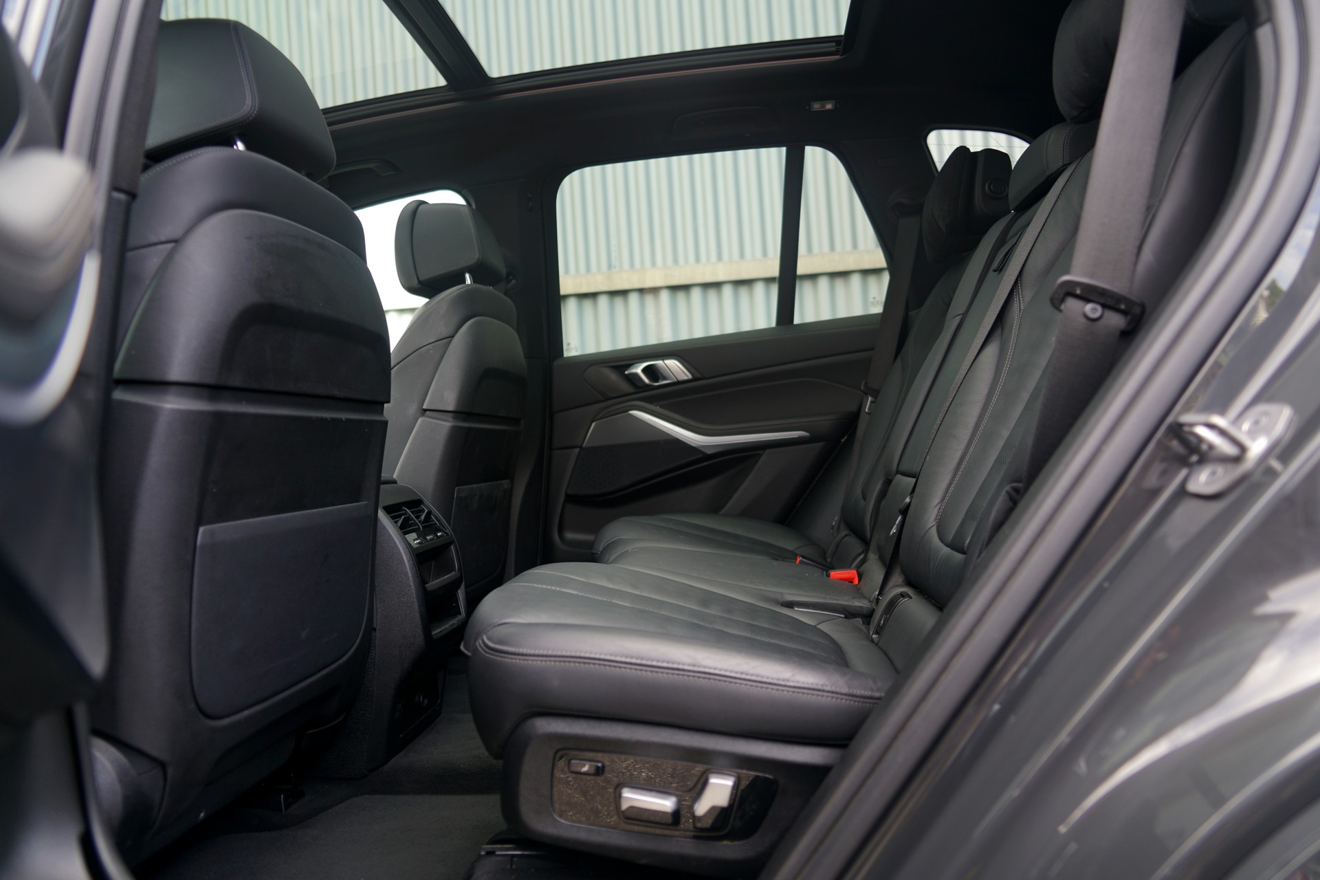 BMW X5 xDrive 48V 40d M Sport Steptronic (CH) **7-Sitze**-image-5