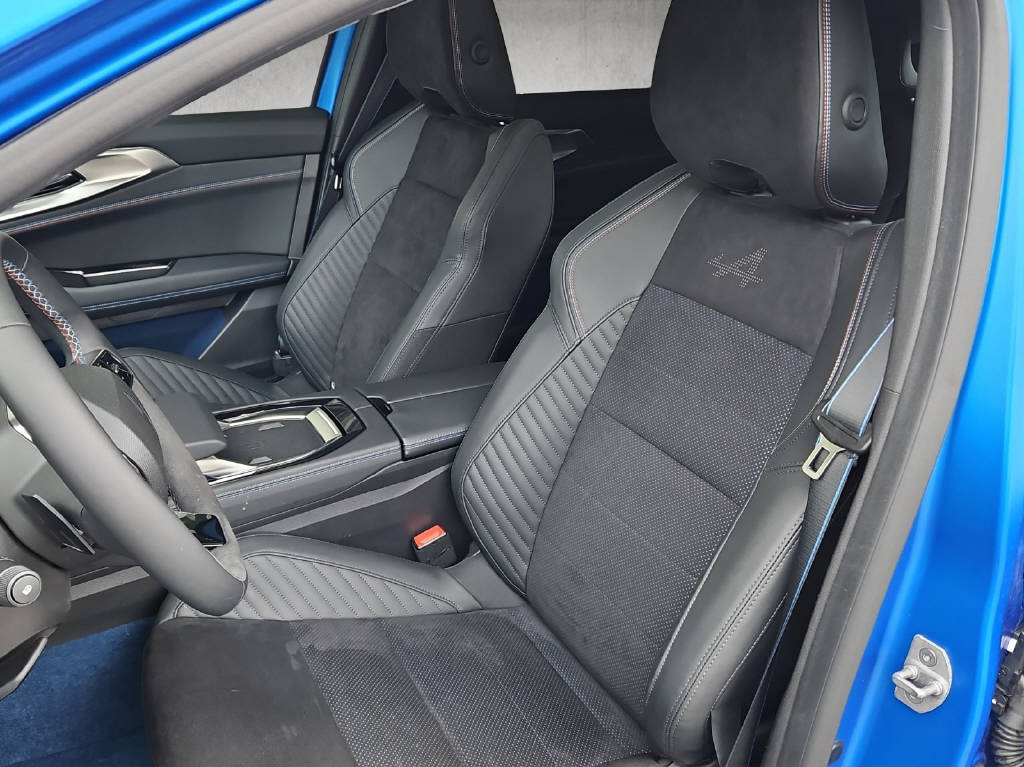 RENAULT Rafale 1.2 E-Tech Plug-in Atelier Alpine-image-4