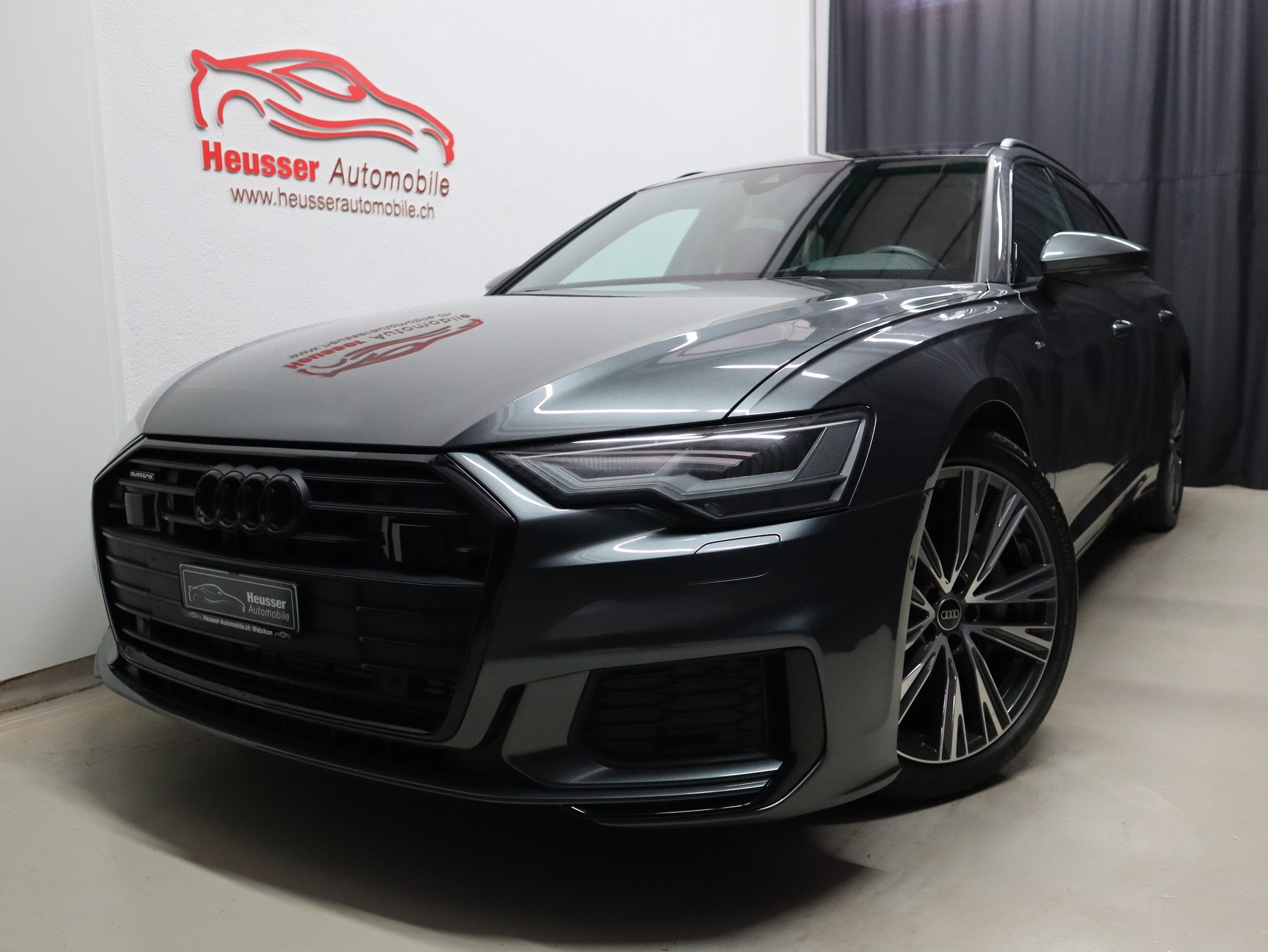 AUDI A6 Avant 55 TFSI S-Line quattro S-tronic - Panorama - Navigation - Leder - Head-Up - Kamera - 340 PS