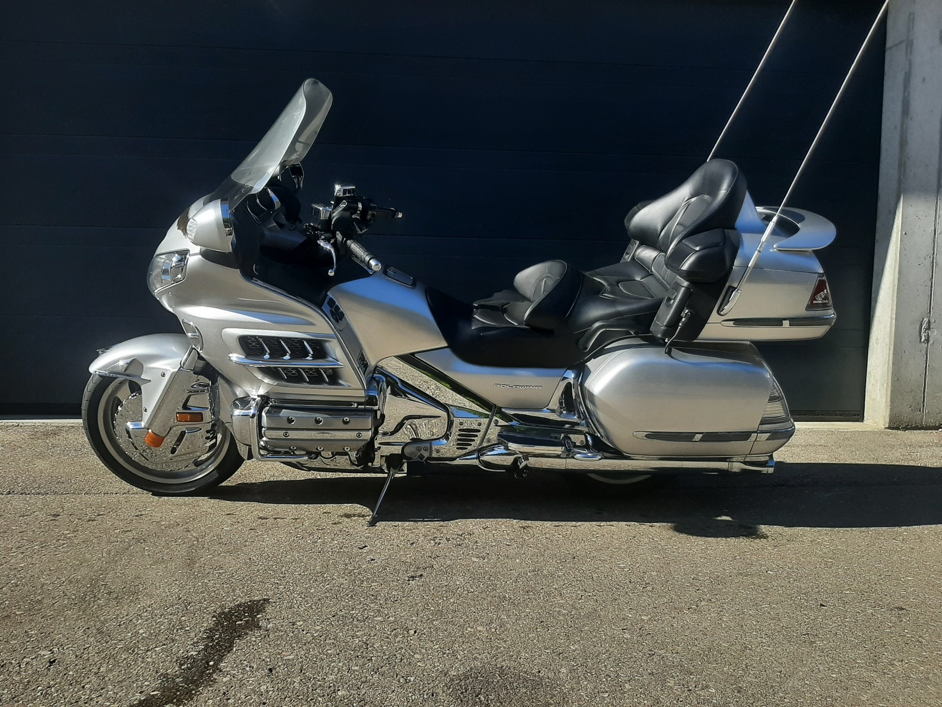 HONDA GL 1800 A Goldwing-image-1