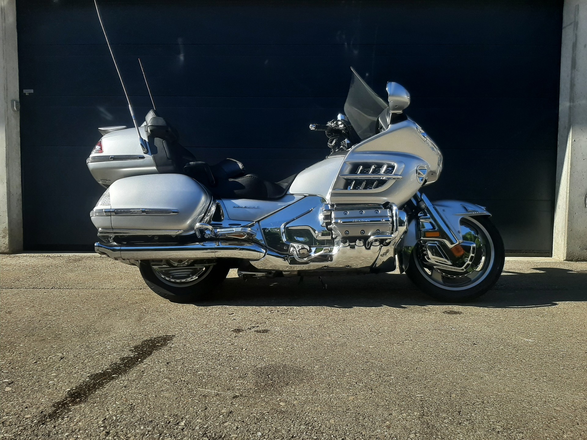 HONDA GL 1800 A Goldwing-image-0