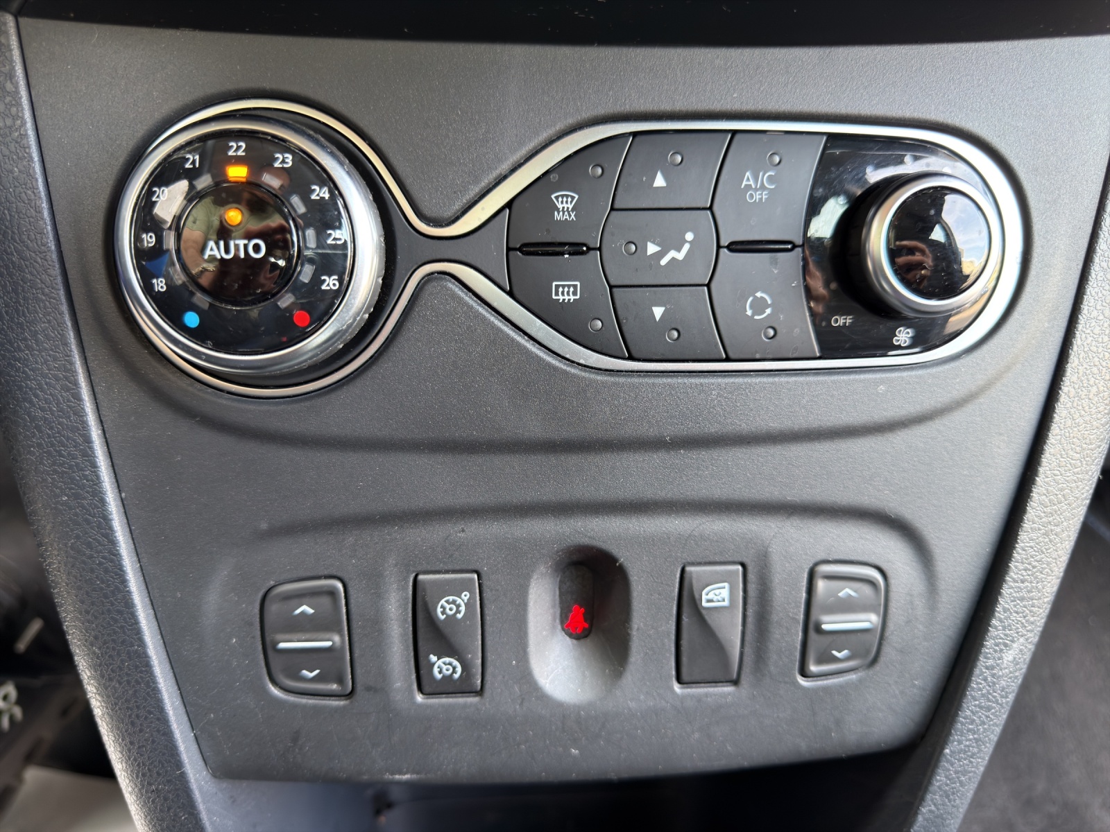 DACIA Sandero TCe 90 Comfort Easy-R-image-15