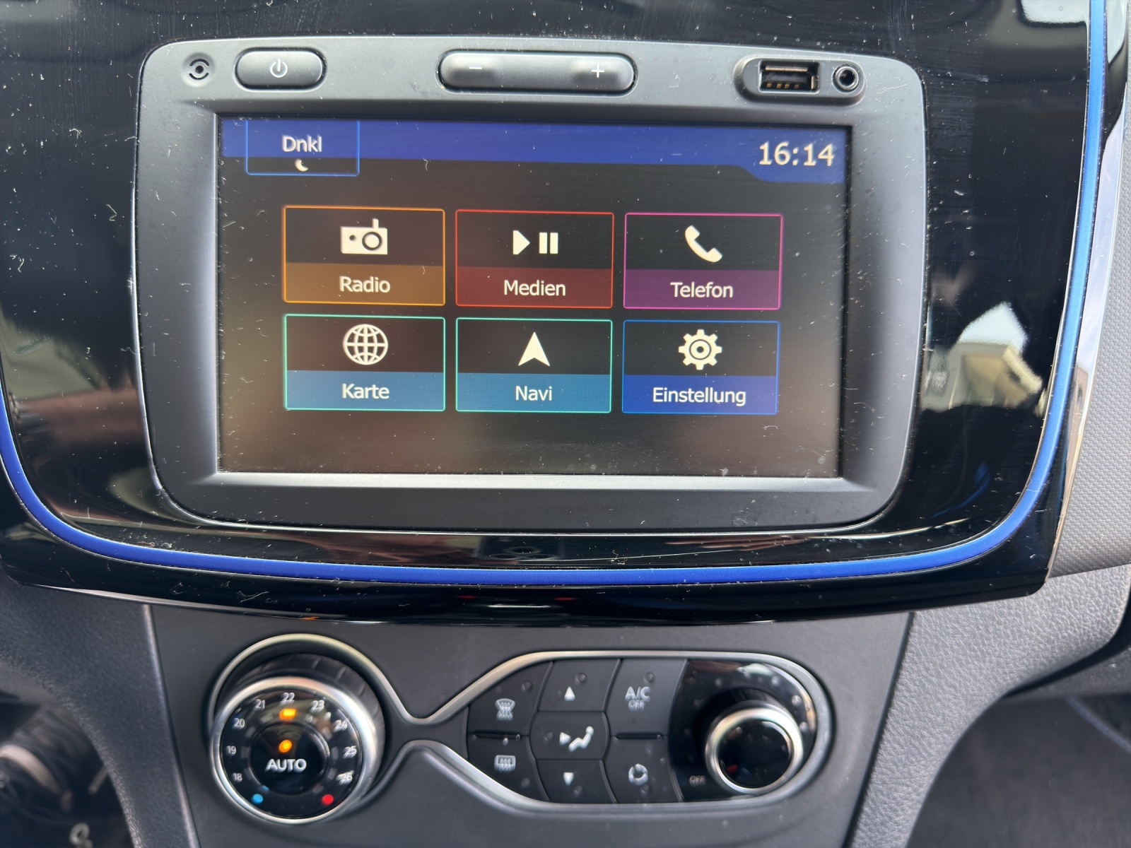 DACIA Sandero TCe 90 Comfort Easy-R-image-14