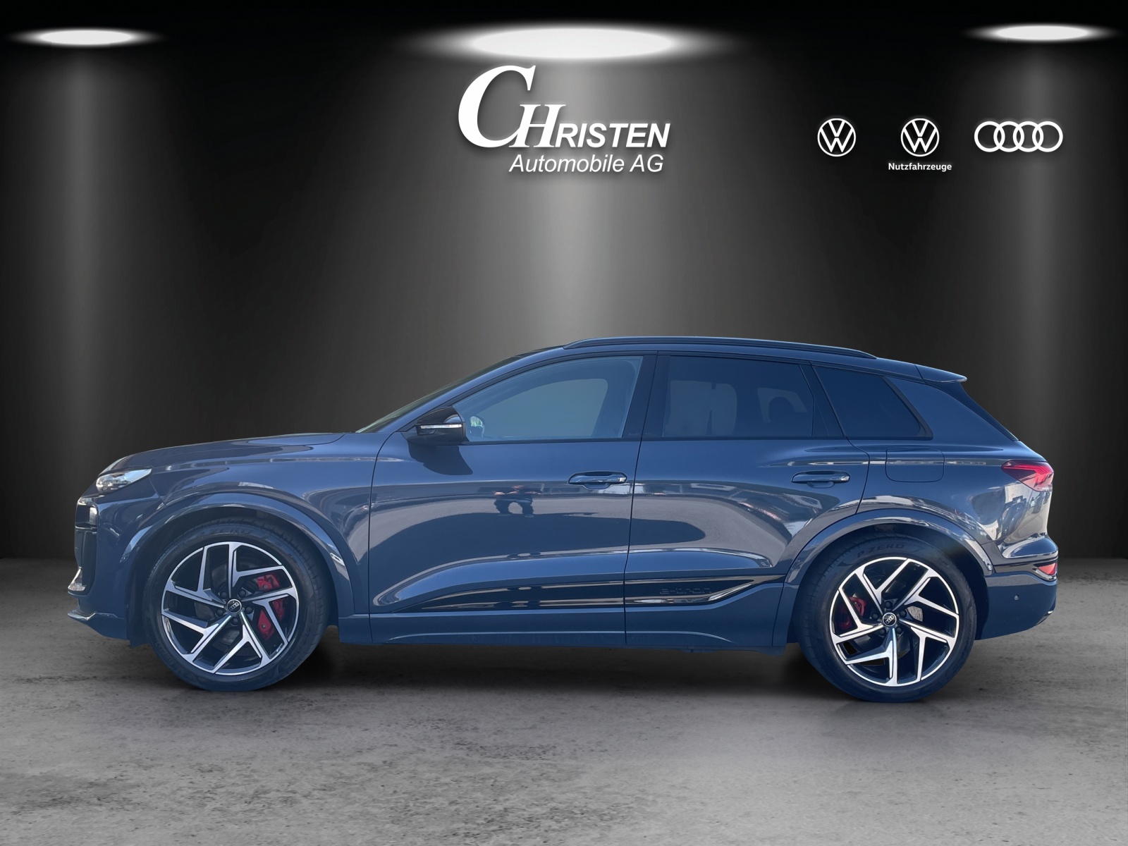 AUDI SQ6 e-tron quattro-showroom-element-1