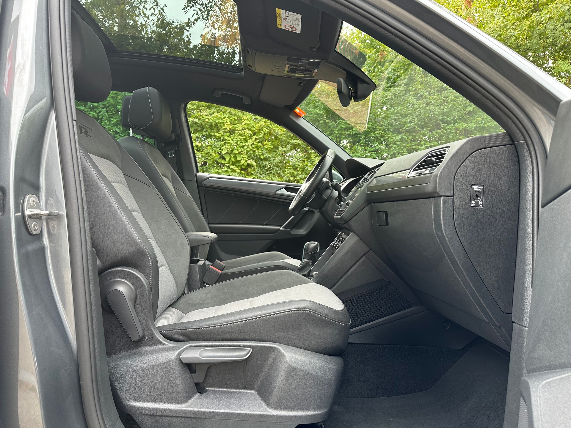 VW Tiguan 2.0 RL 4Motion DSG-image-10