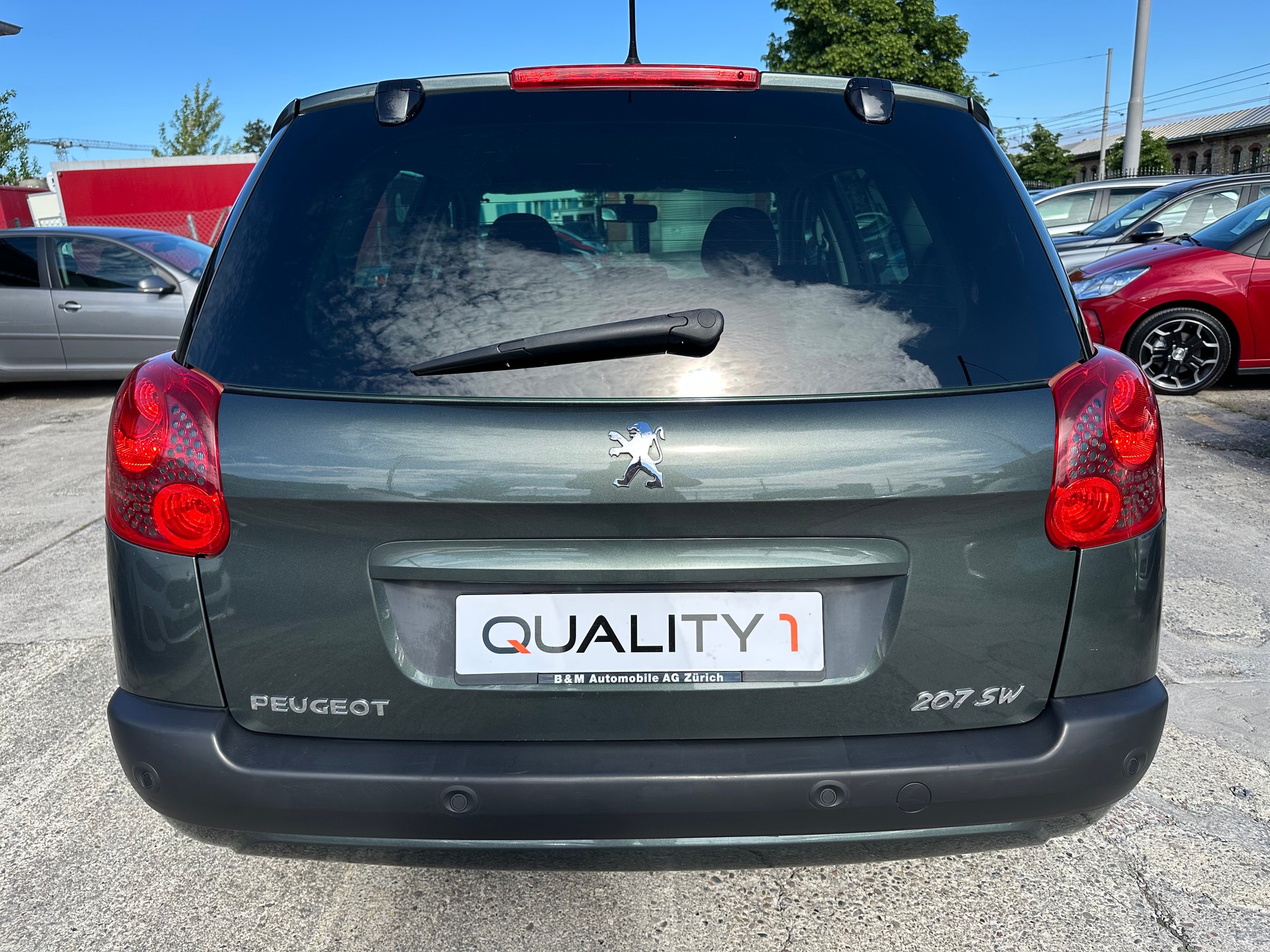 PEUGEOT 207 SW 1.6 16V Sport Automatic-image-7