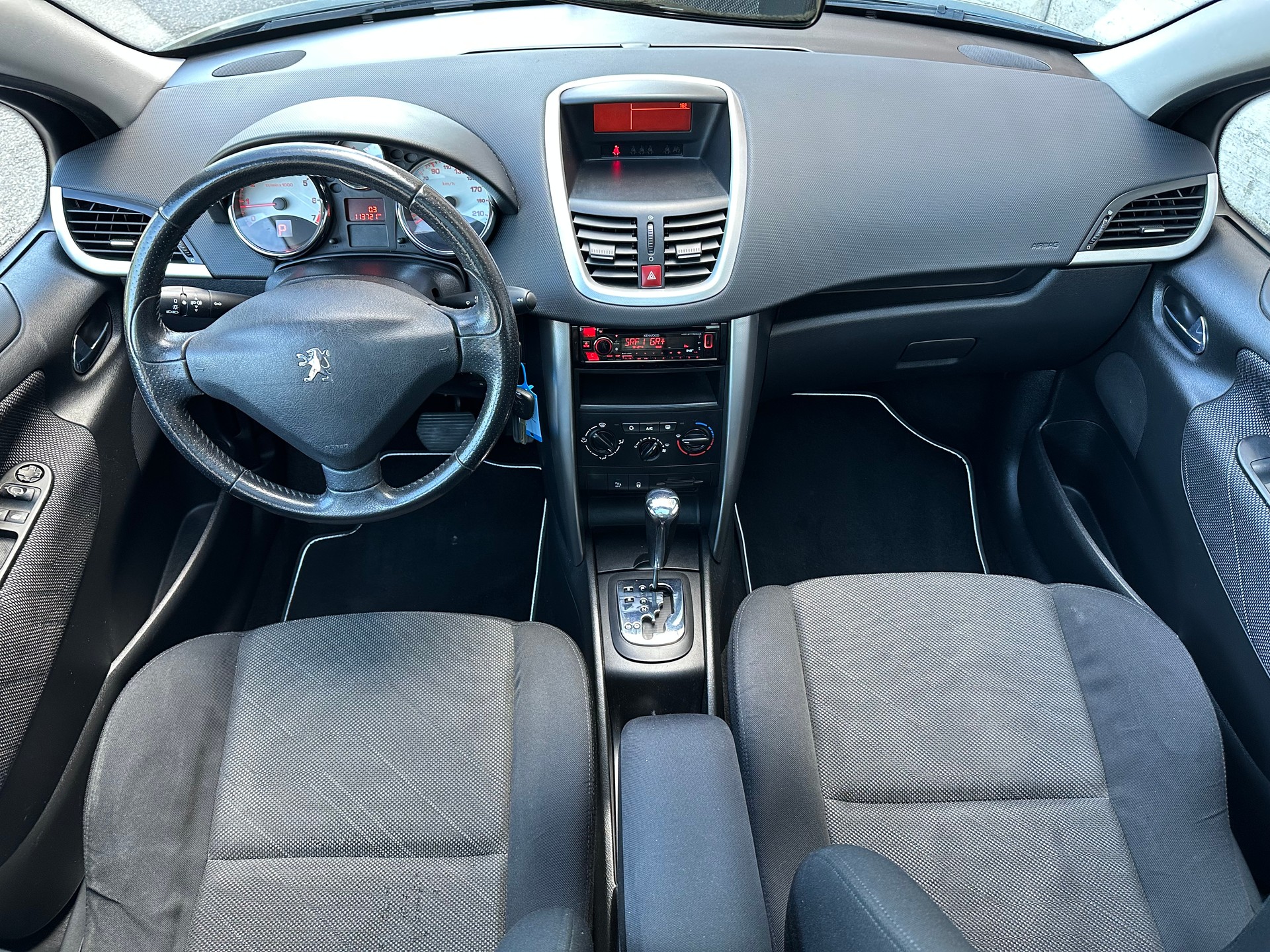 PEUGEOT 207 SW 1.6 16V Sport Automatic-image-8