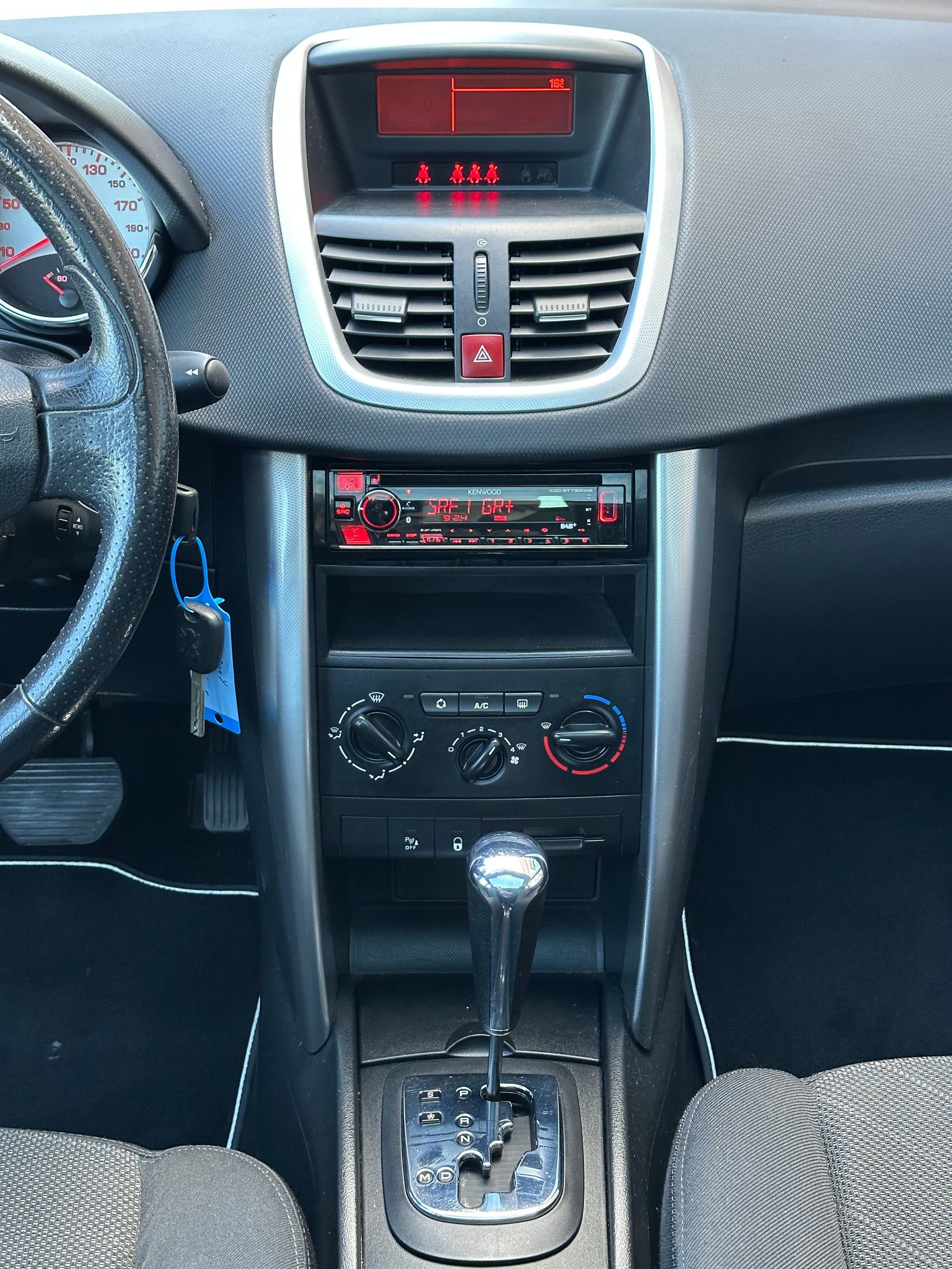 PEUGEOT 207 SW 1.6 16V Sport Automatic-image-17