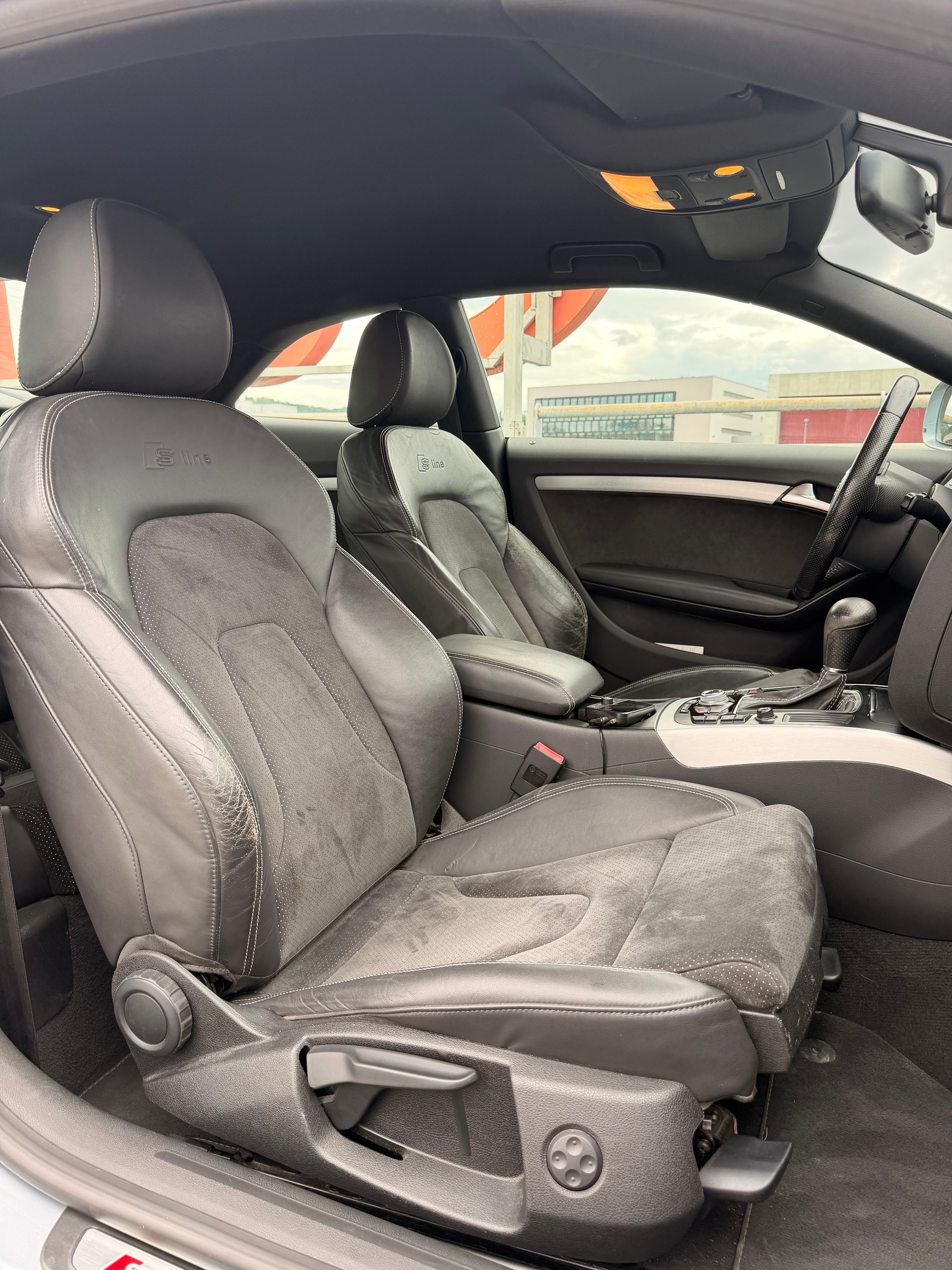 AUDI 3.2 FSI Coupe Quattro multitronic-image-9