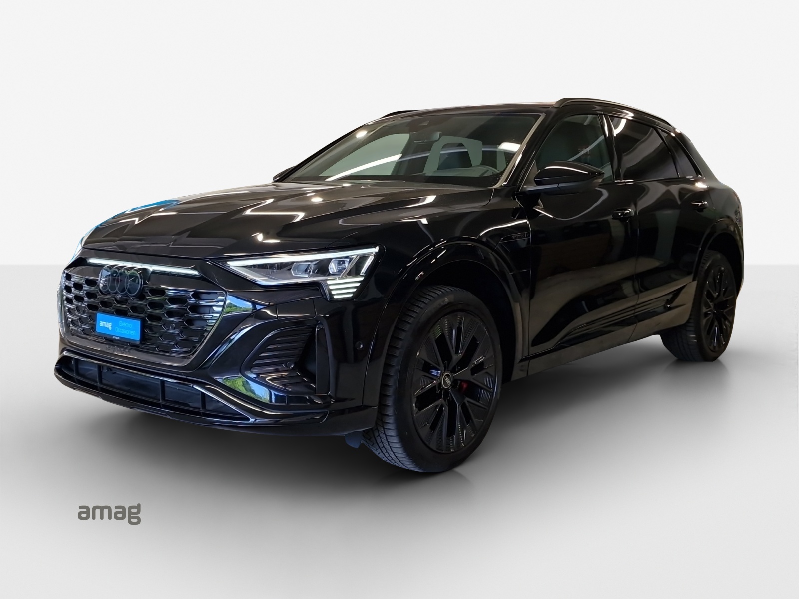 AUDI Q8 55 e-tron Black Edition quattro