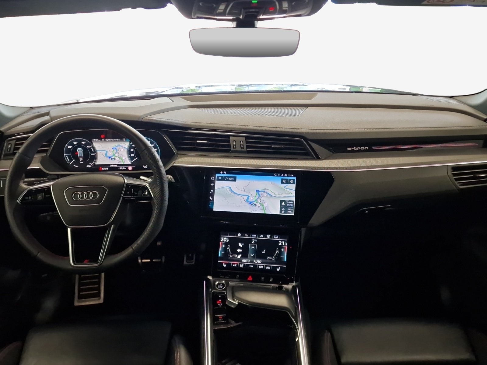 AUDI Q8 55 e-tron Black Edition quattro-image-9